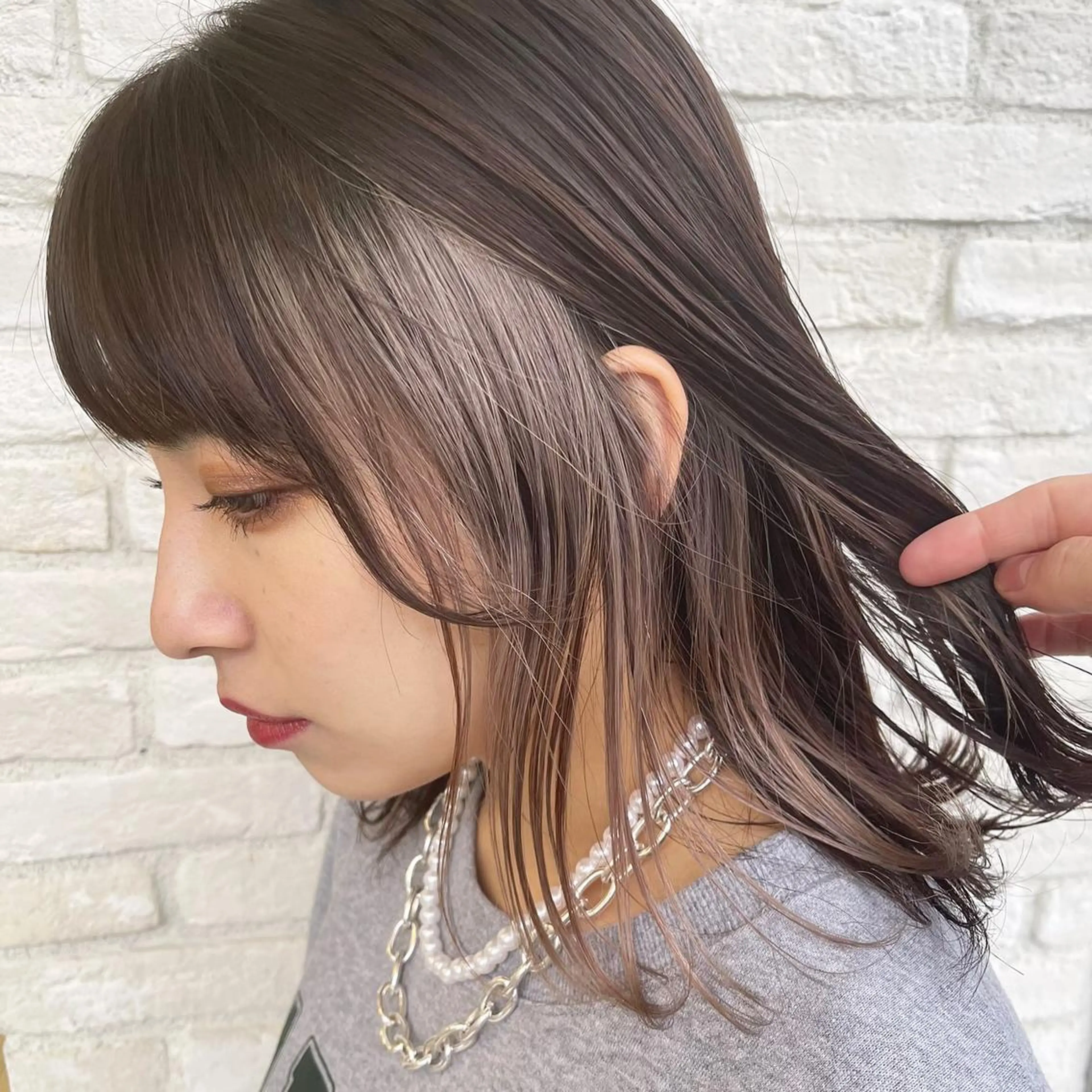 ミディアム カラー インナーカラー シルバー カット ヘアカラー トリートメント 韓国ヘア/艶カラー /田中悠佑のヘアスタイル