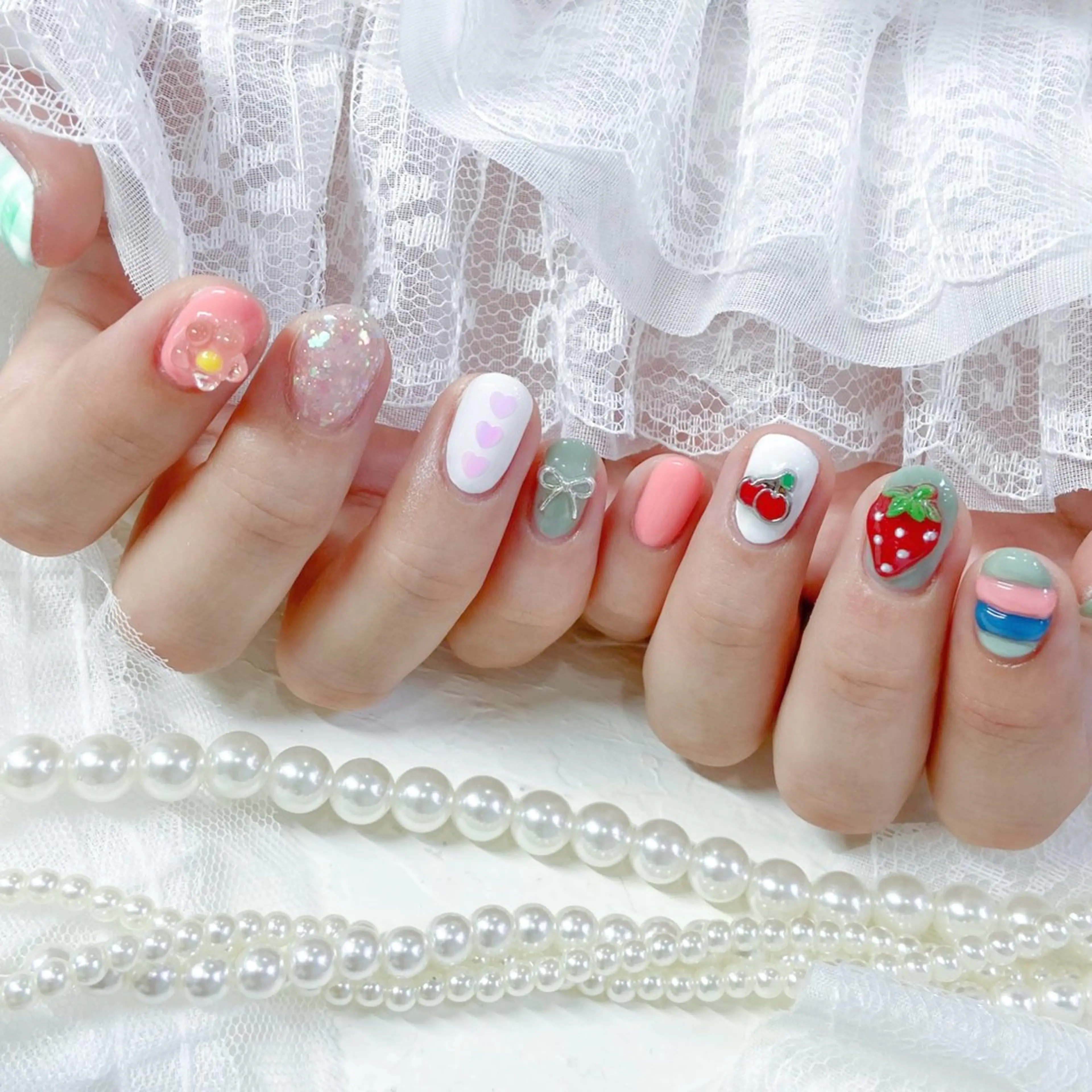 ネイル アートネイル 長さ出し フットネイル 韓国ネイル マグネットネイル ハンドネイル Kanako 💫のネイルデザイン