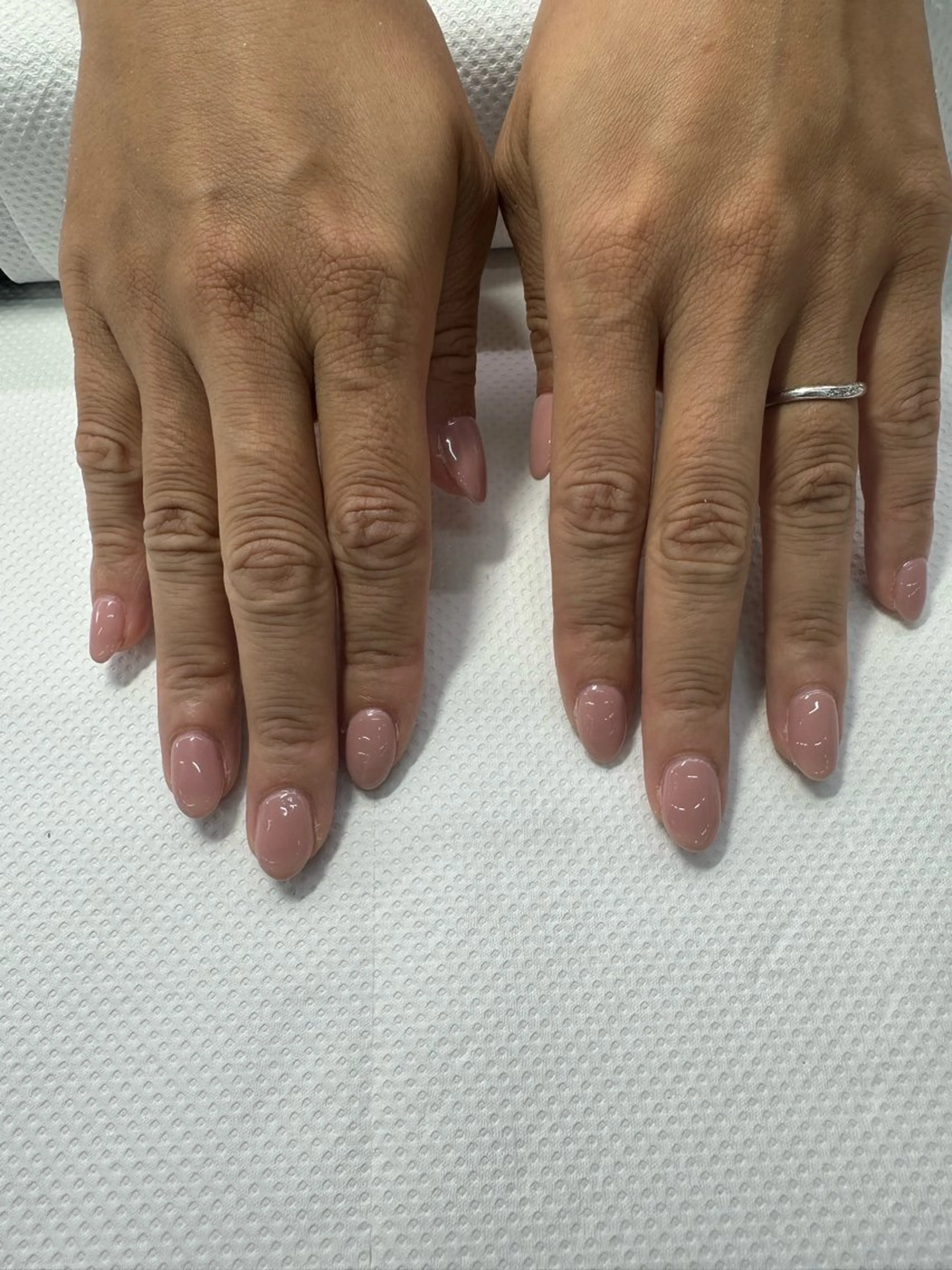 ネイル ワンカラーネイル 坪田 優花のネイルデザイン