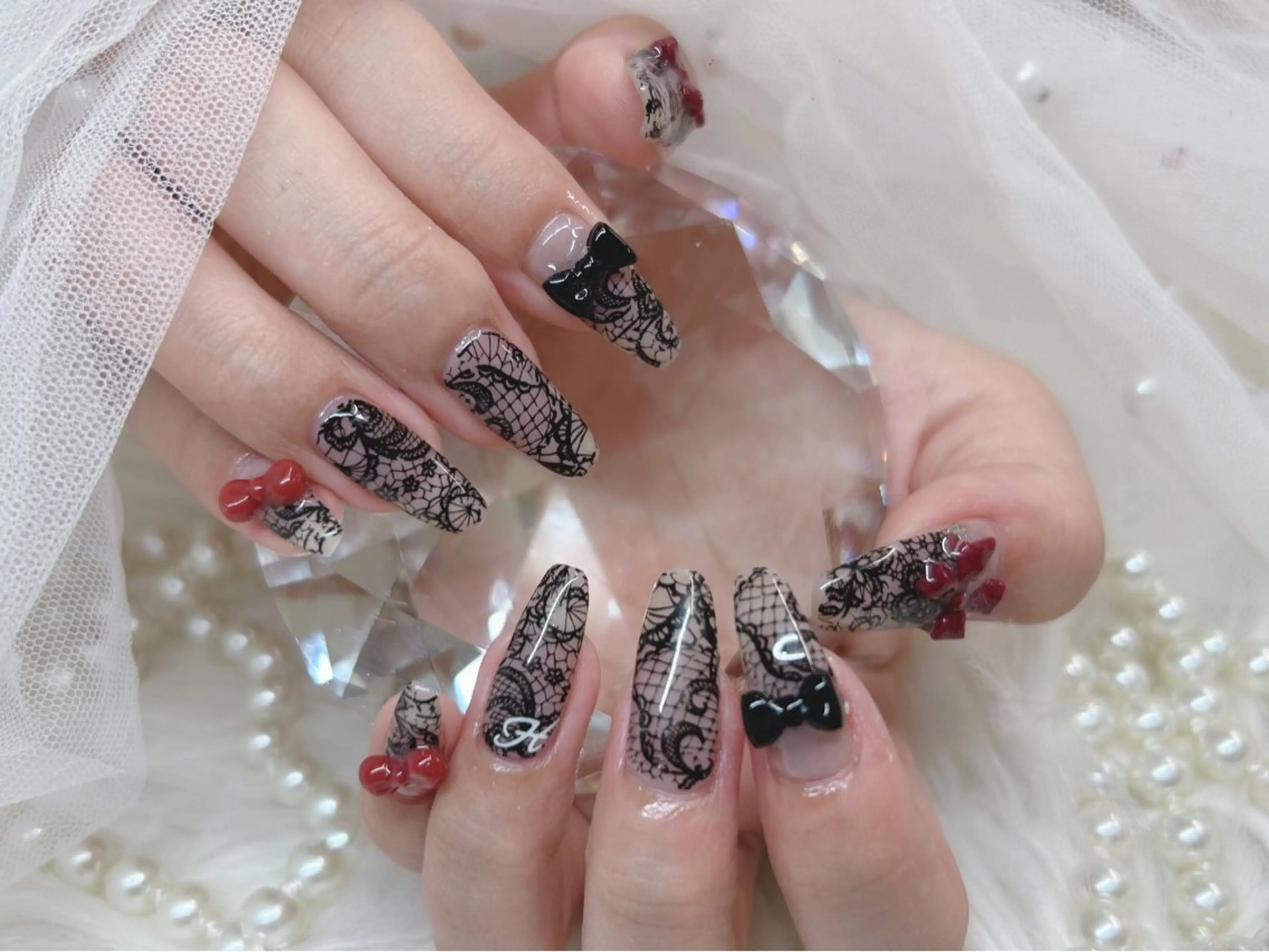 ミディアム ハンドネイル Ange fast所属・Ange あいかのネイルデザイン