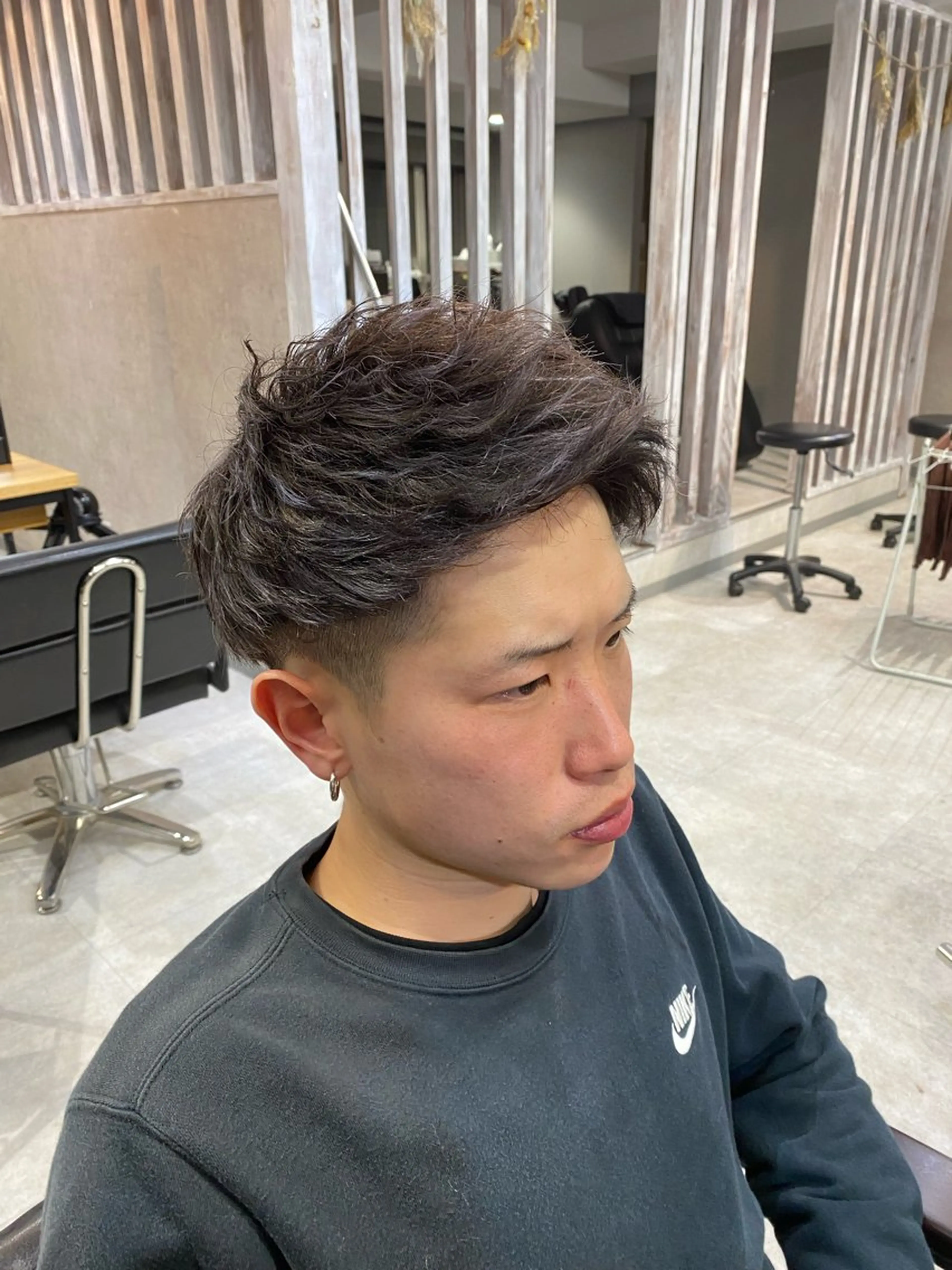 ショート メンズ メンズハイライト パープルカラー ハイライト カット ヘアカラー 🐉『メンズ美容師』 吉田龍星🐉のヘアスタイル