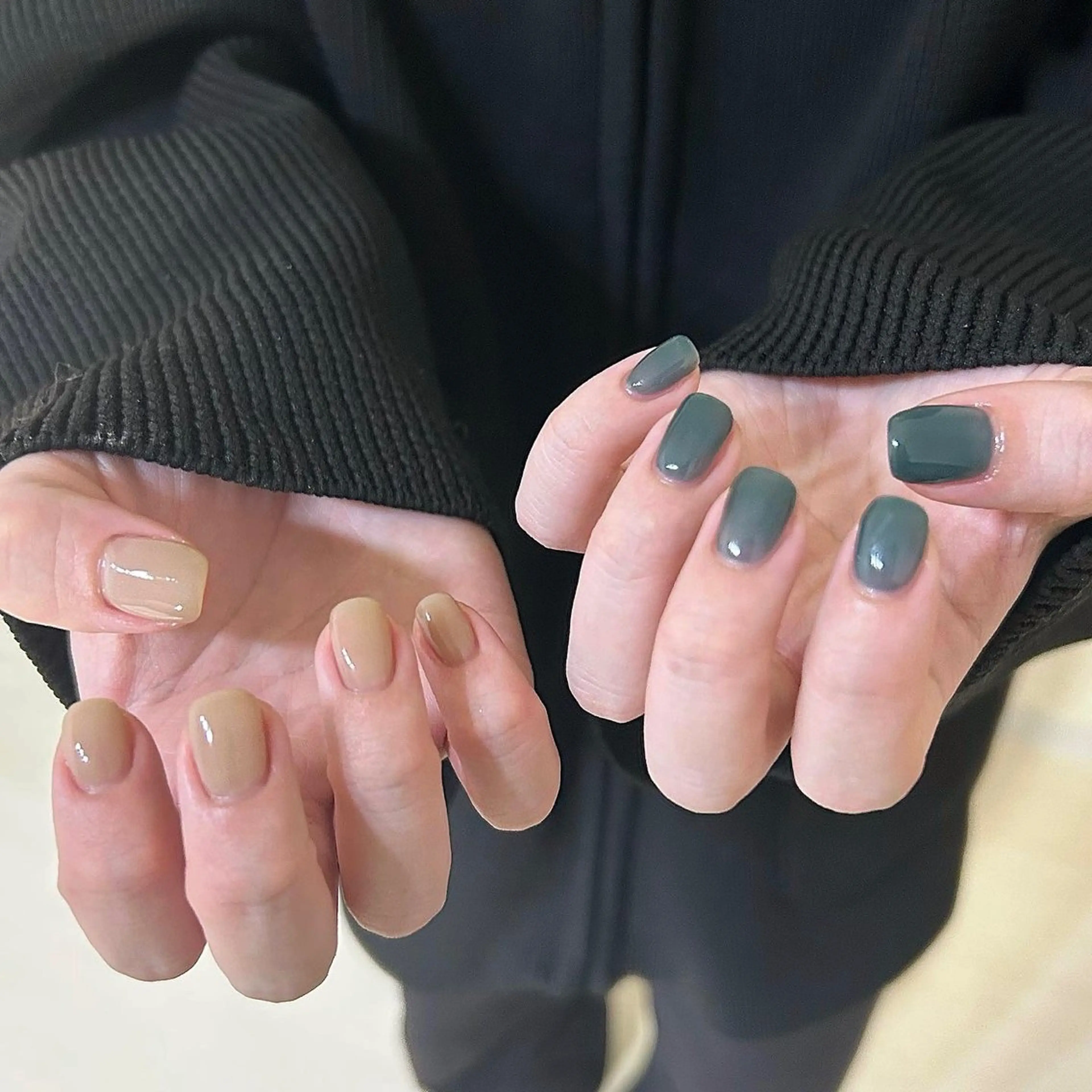 ネイル ブルー フットネイル ジェルネイル キラキラネイル 韓国ネイル ハンドネイル RooM -produce by maynail-所属・RooM -mizuki-のネイルデザイン