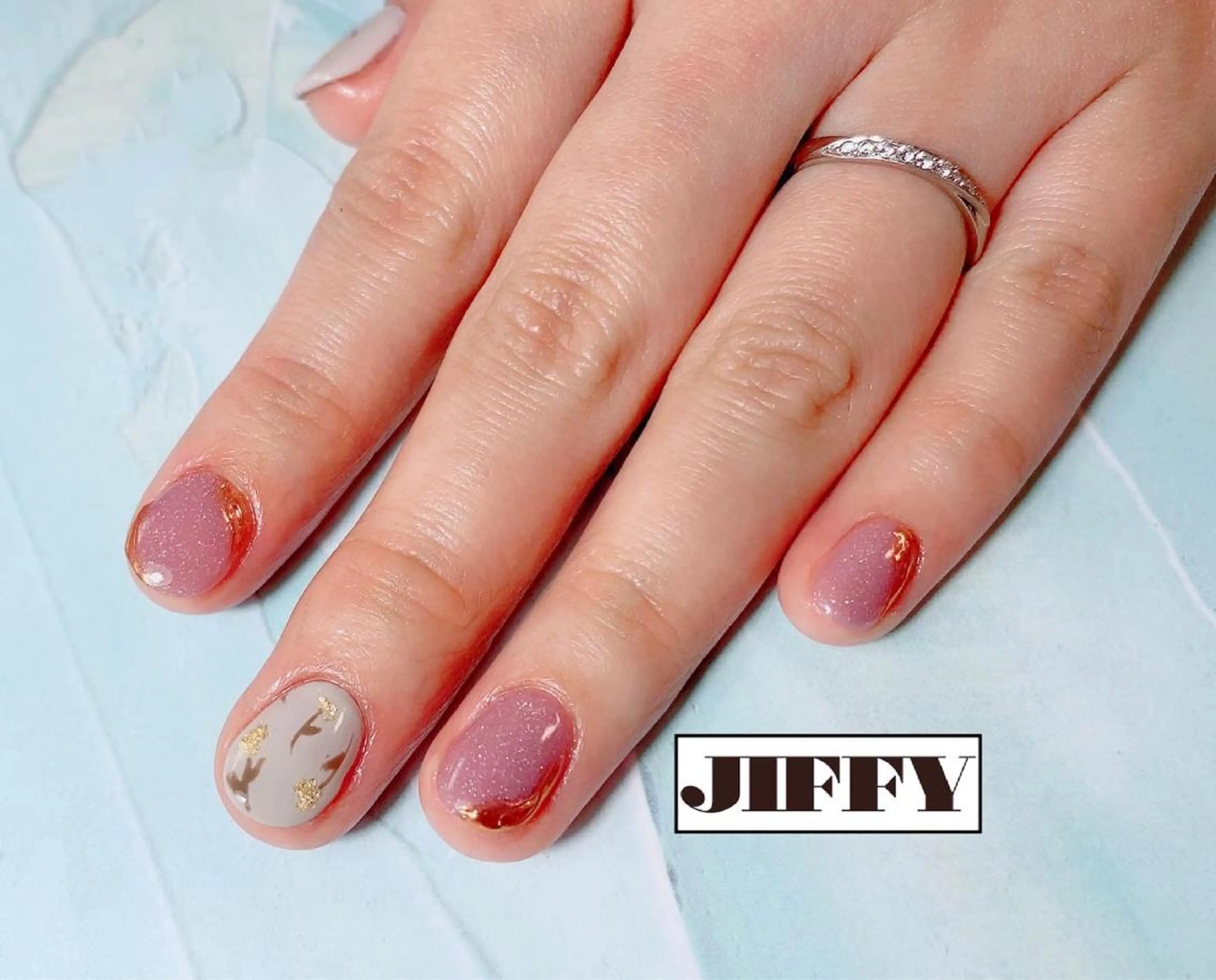 ネイル 桜ネイル ドット ジェルネイル キラキラネイル ミラーネイル JIFFY所属・JIFFY nailstudioのネイルデザイン