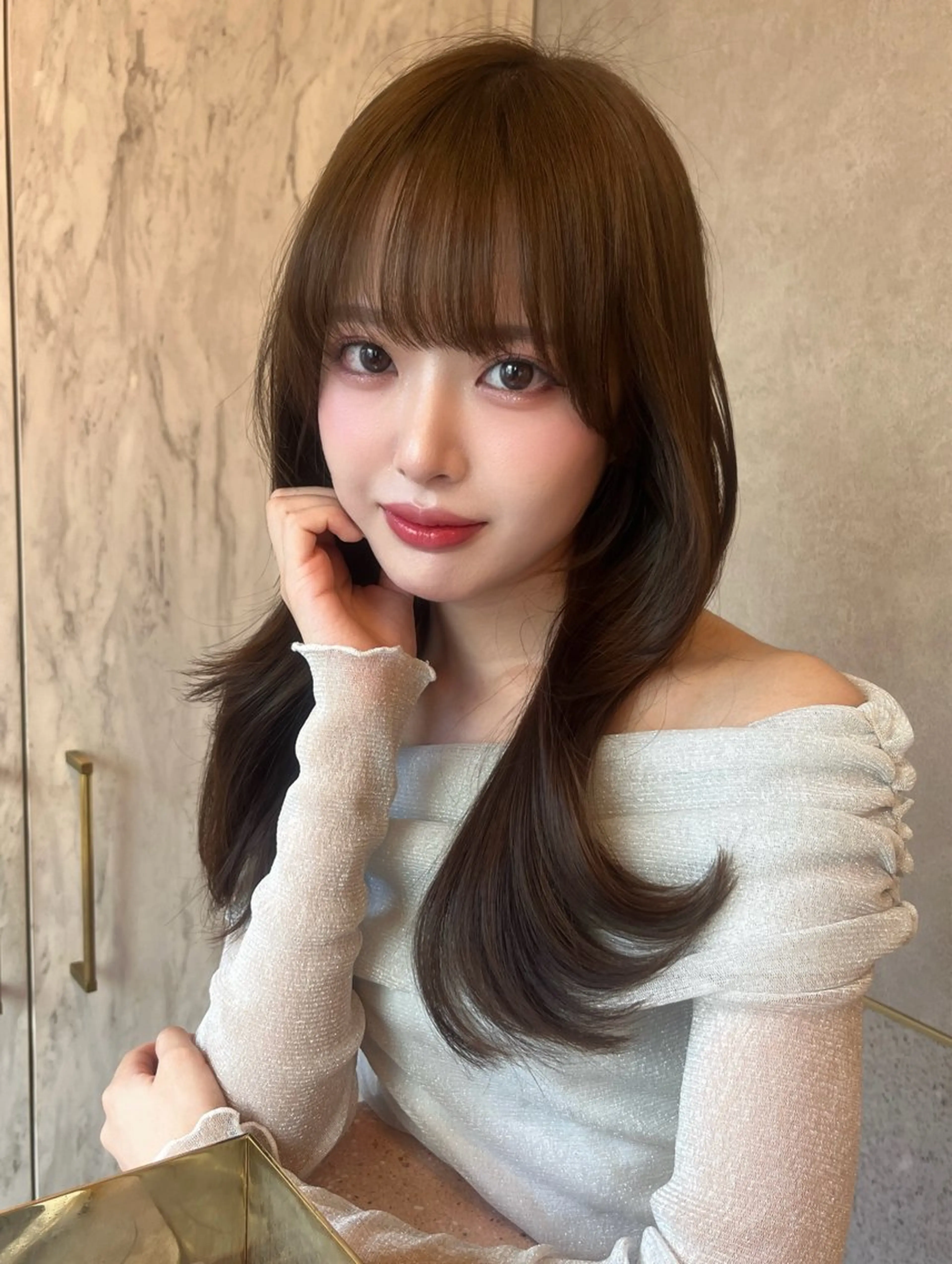 セミロング 髪質改善 トリートメント カット トリートメント Loom.by Sea【新宿】所属・暖色カラー/新宿/韓 国風レイヤー鮫島志穂のヘアスタイル