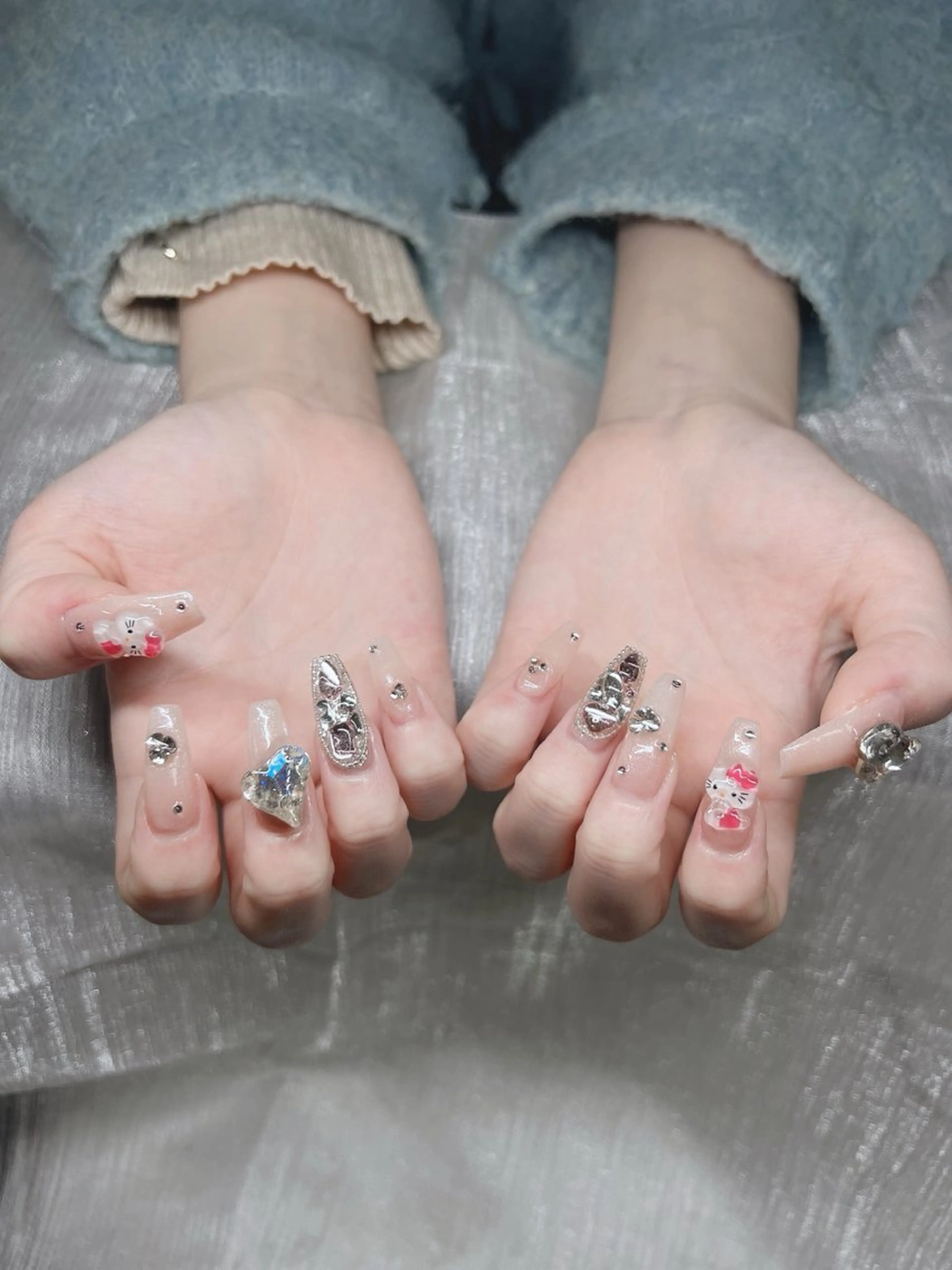 ネイル 長さ出し グラデーション 卒業式 キラキラネイル マグネットネイル Lee Nails チップ長さだし専門店のネイルデザイン