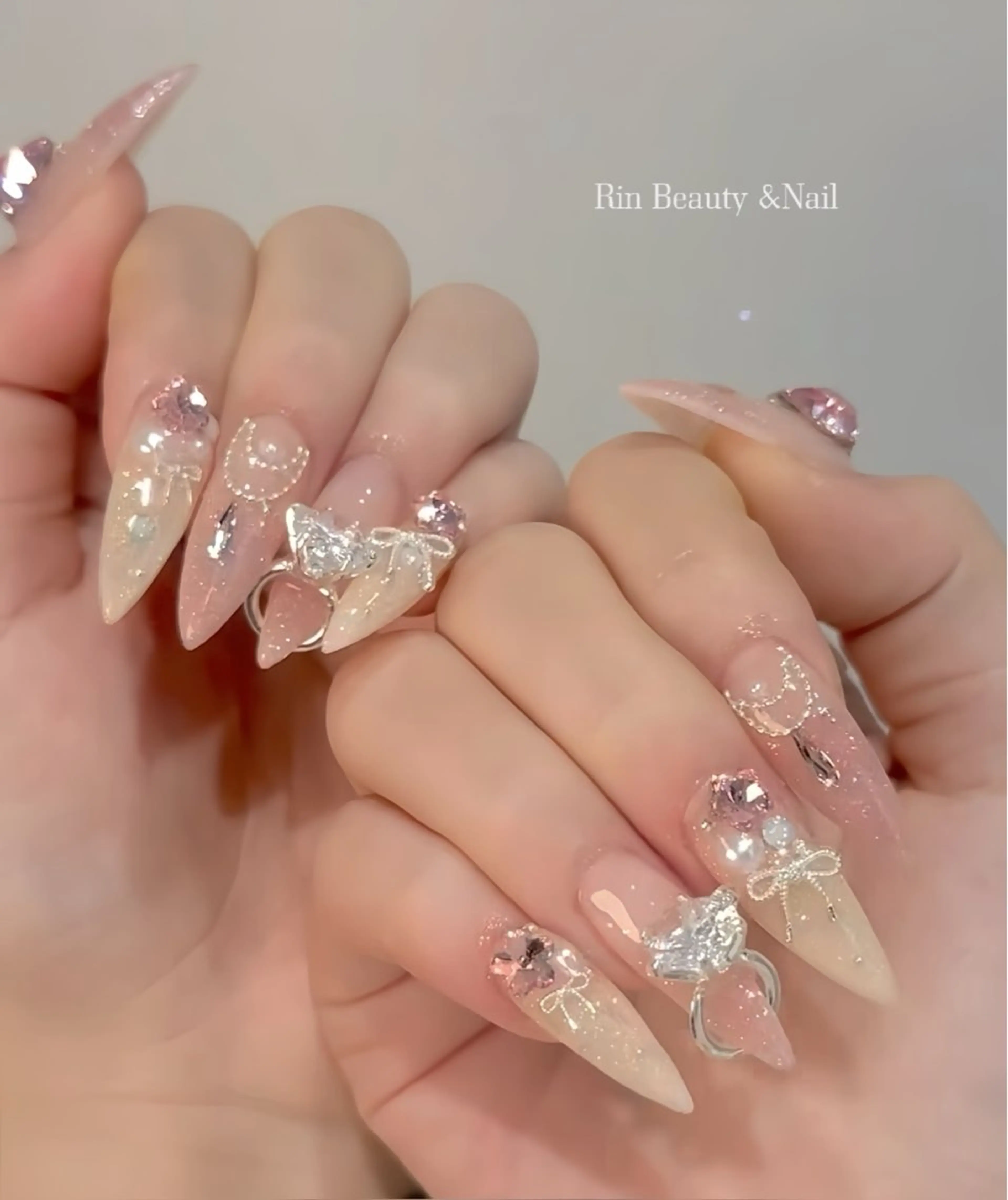 ネイル アートネイル フレンチネイル ジェルネイル 韓国ネイル ミラーネイル Rin Nail 新大久保店のネイルデザイン