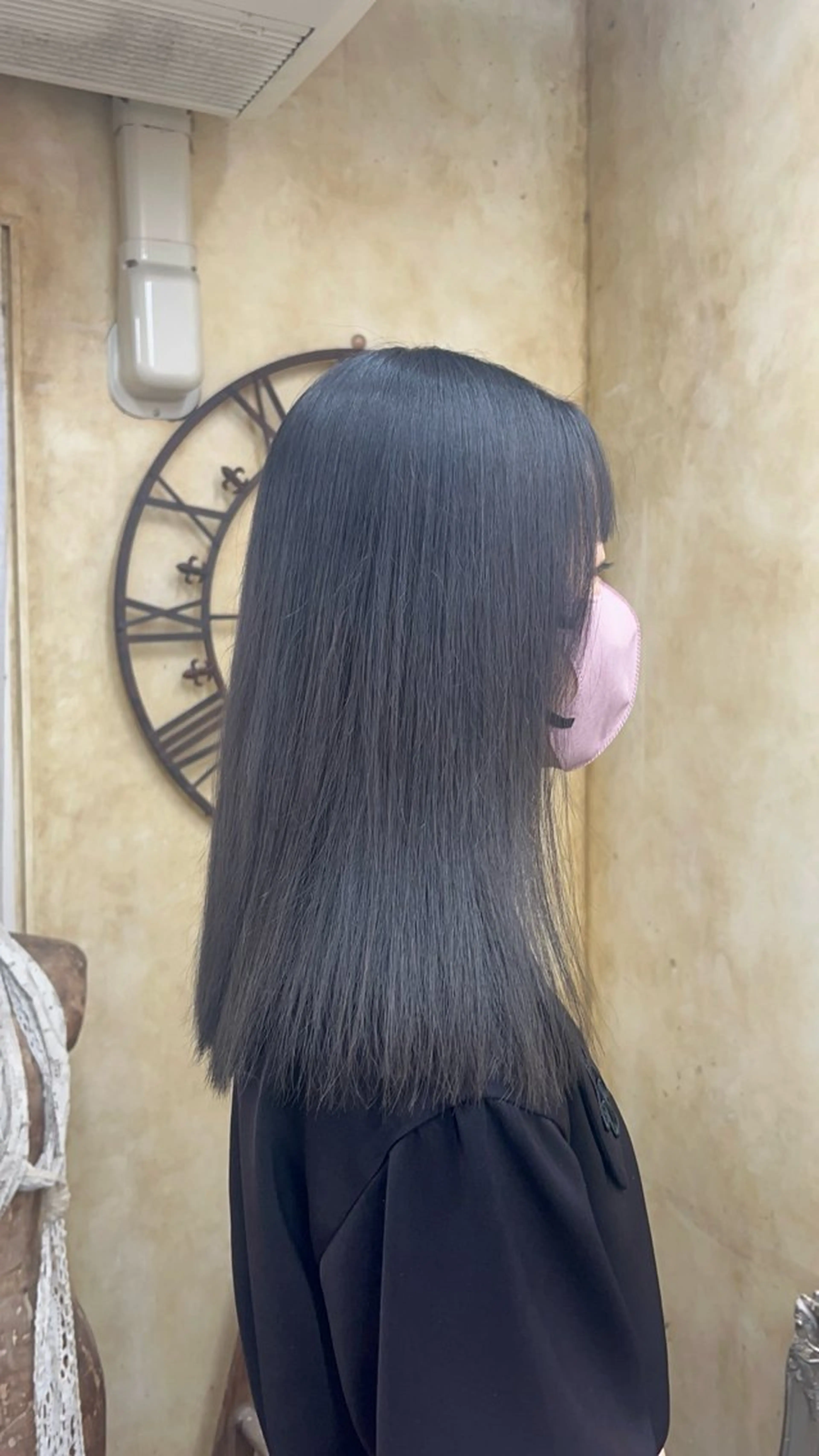 ミディアム ヘアカラー トリートメント ともざねゆか UniQのヘアスタイル