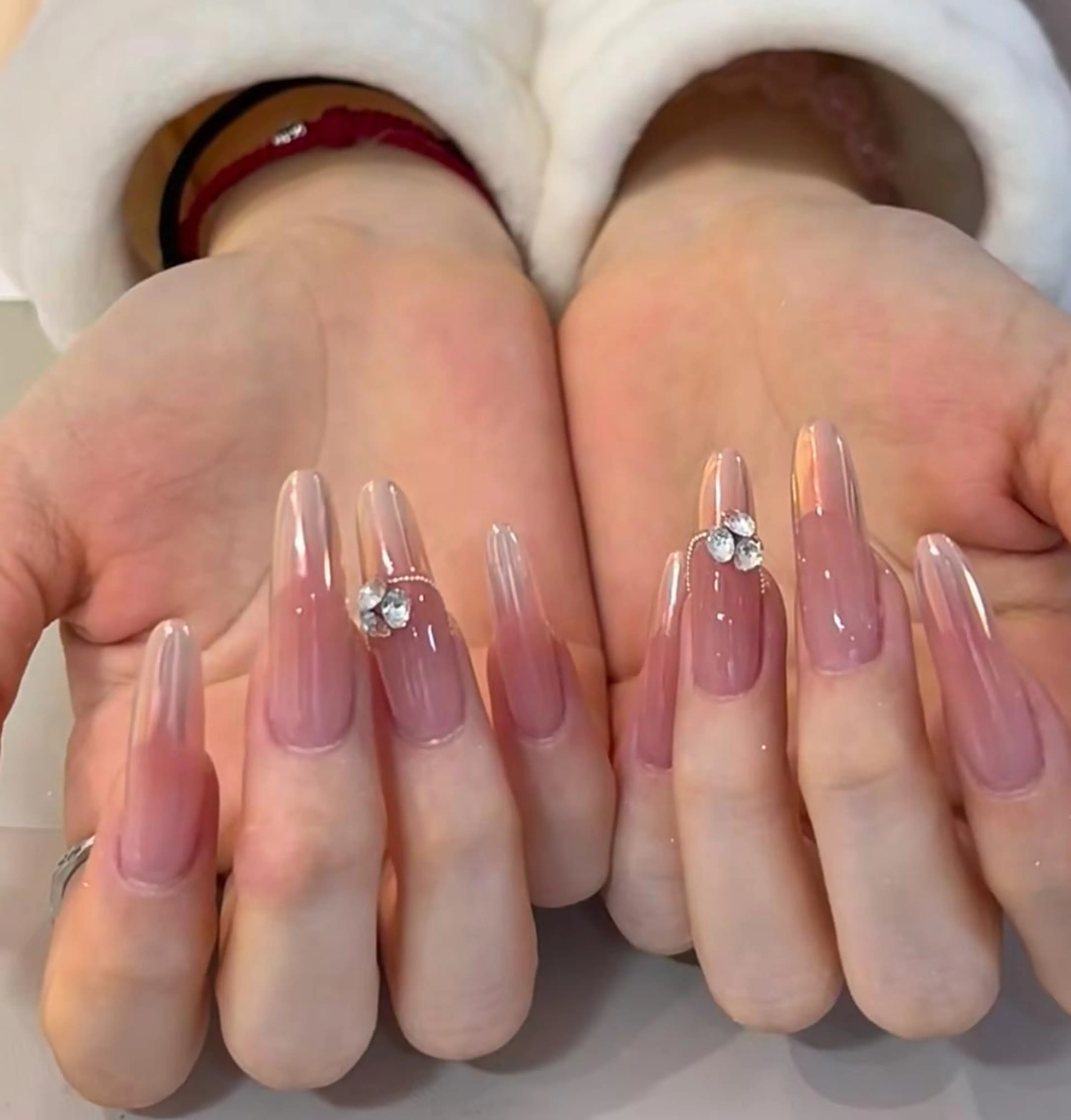 ネイル RAFFINE haru🦋🩵のネイルデザイン