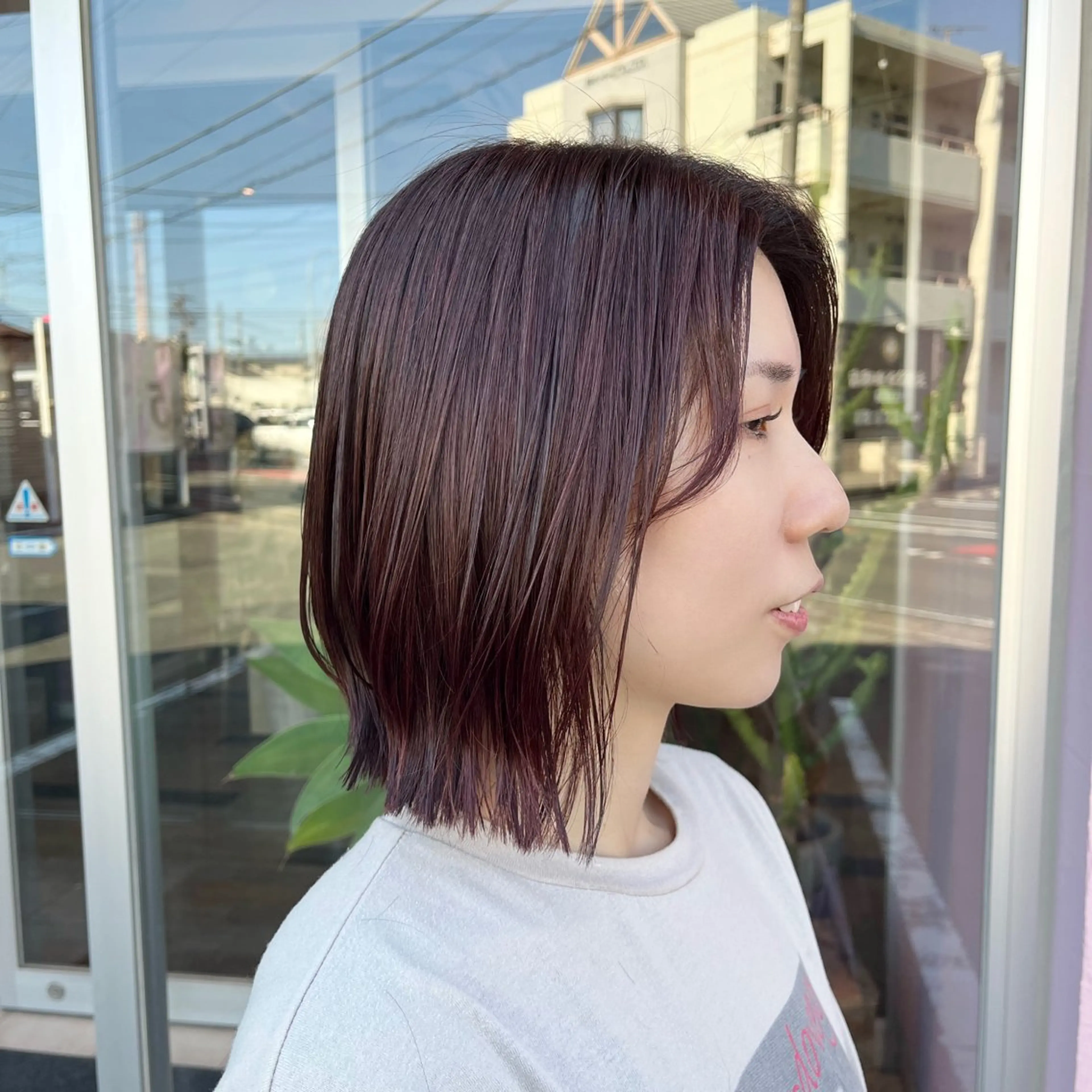 ミディアム カラー カシス ピンクカラー カット ヘアカラー トリートメント フルールドソレイユ所属・♡ナナコ♡ レイヤー/艶髪のヘアスタイル