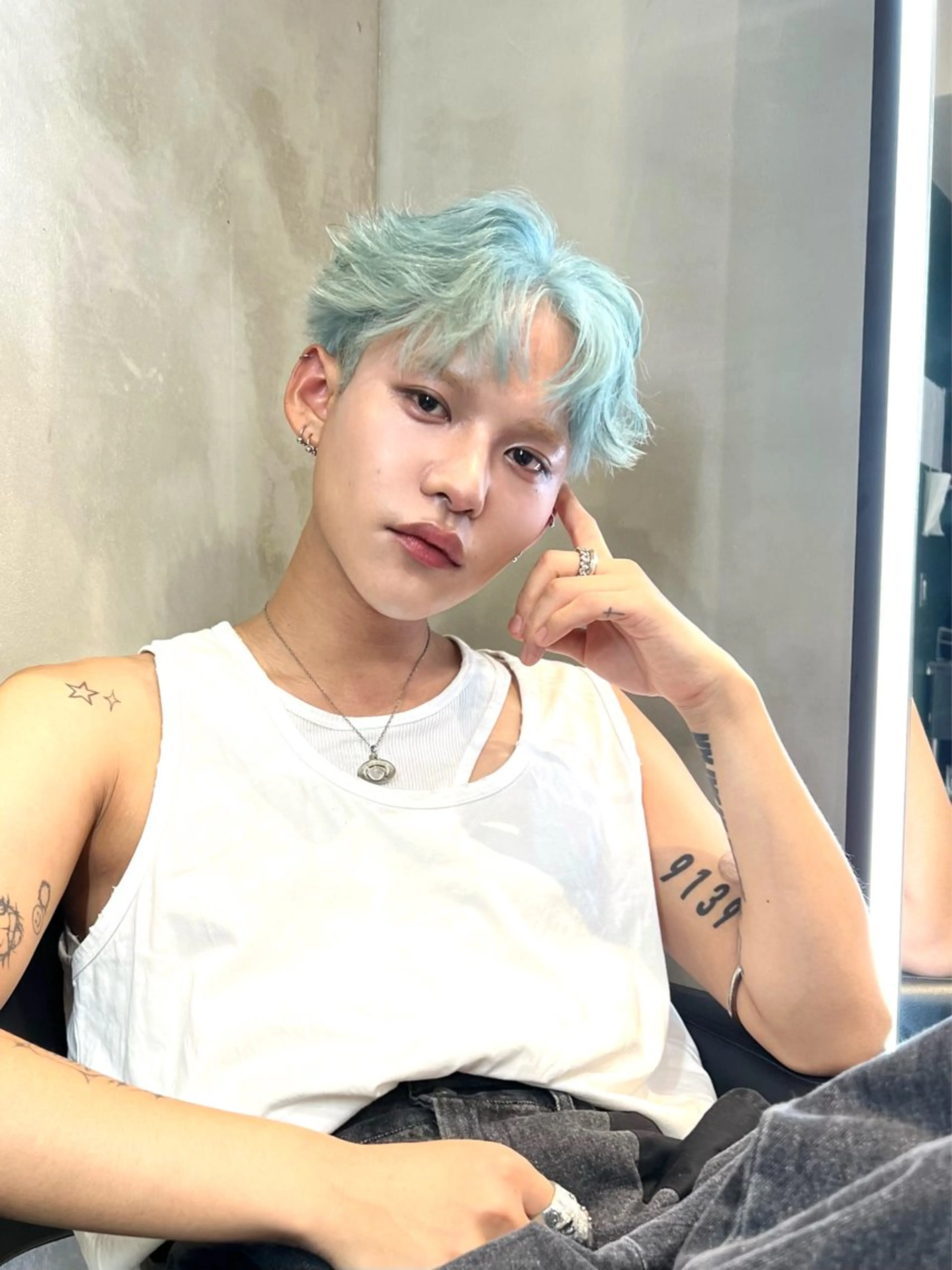 ショート カラー メンズ 岡田大志🇰🇷 中/韓メンズヘアのヘアスタイル