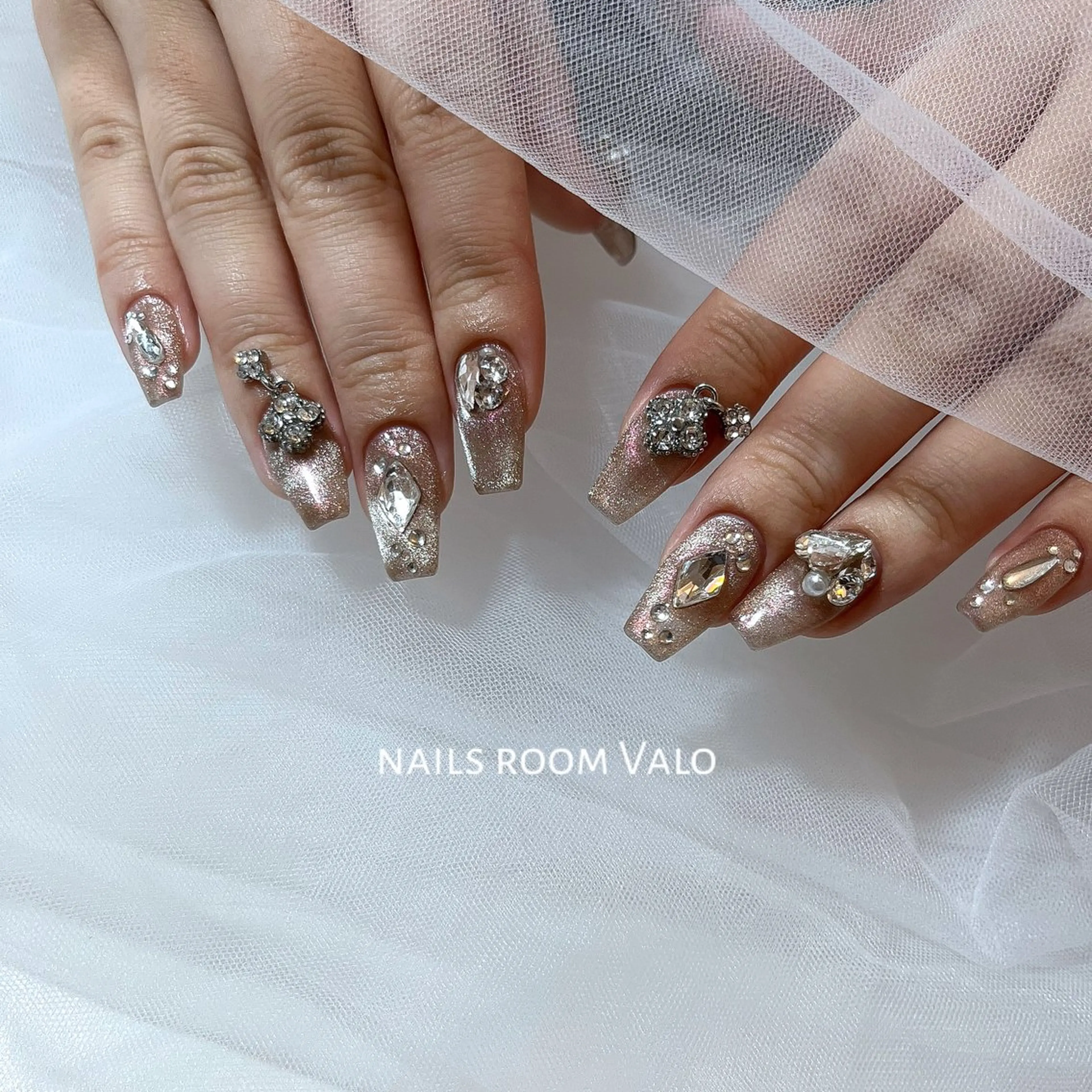 ネイル ハンドネイル nails room Valoのネイルデザイン