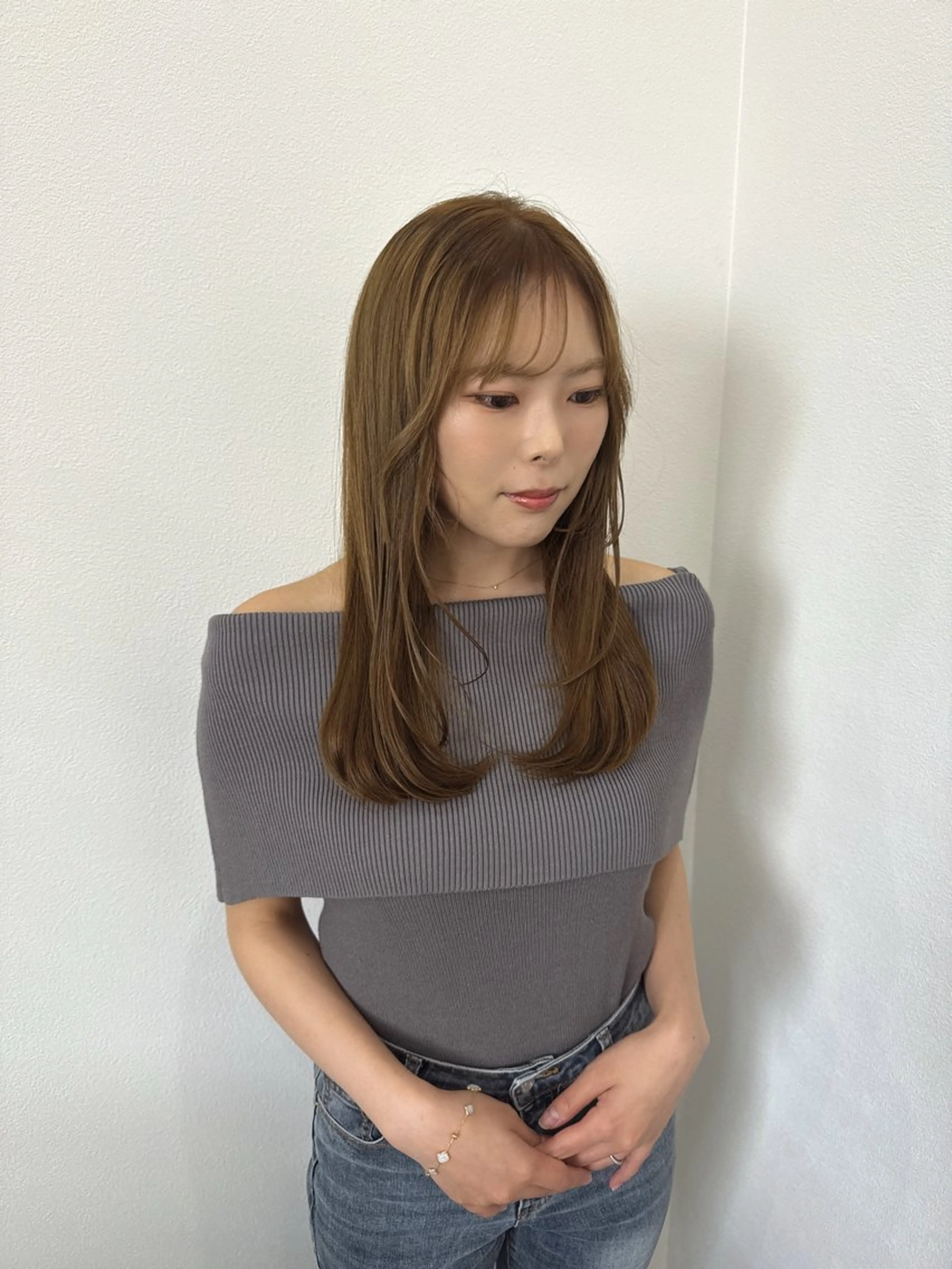 ロング カラー ベージュカラー 透明感カラー オリーブベージュ GOODDAY 🫧Manami🫧のヘアスタイル