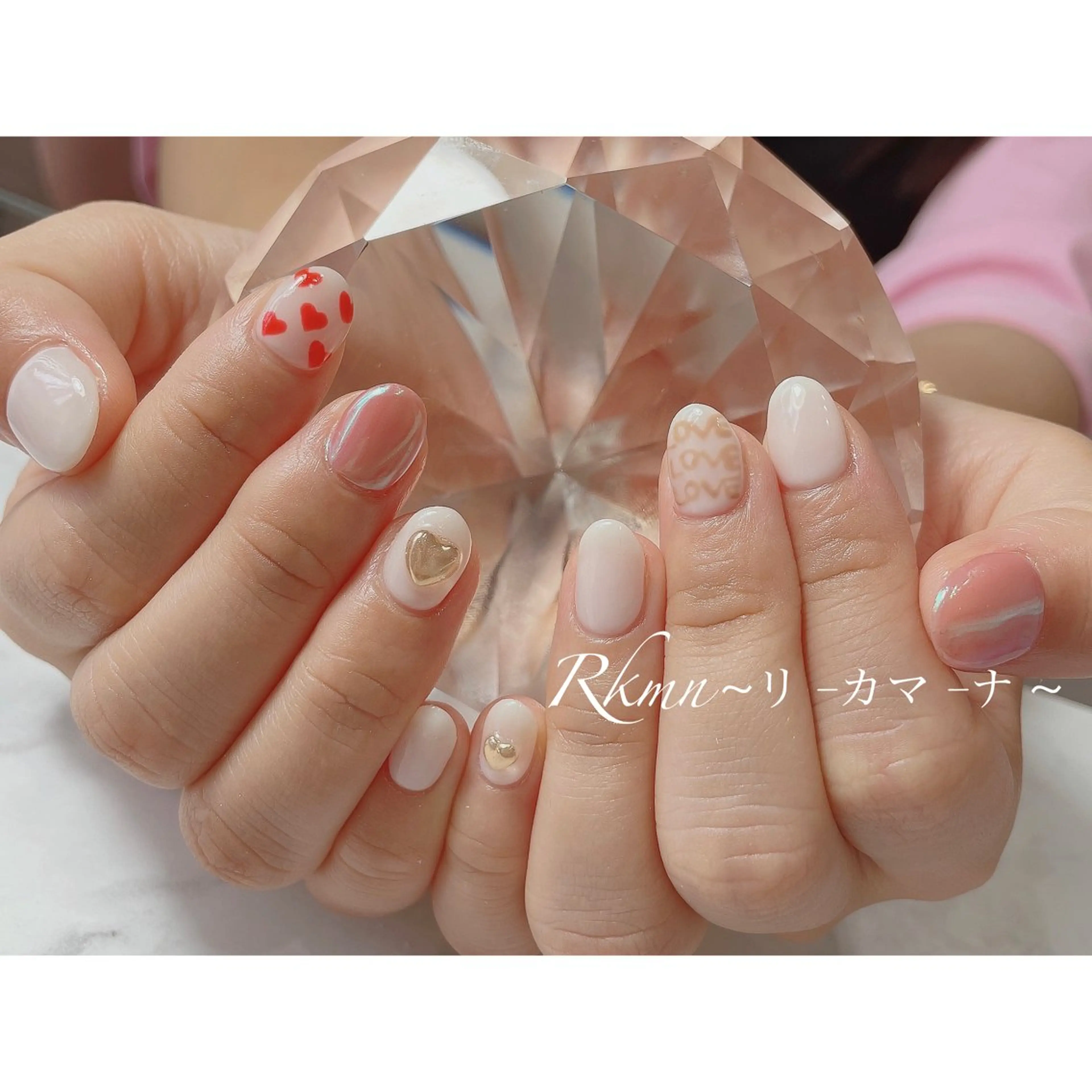 ネイル アートネイル オーロラネイル ハート 春ネイル ホワイト ハンドネイル フットネイル ハンドケア Rkmn ~リ-カマ-ナ~のネイルデザイン