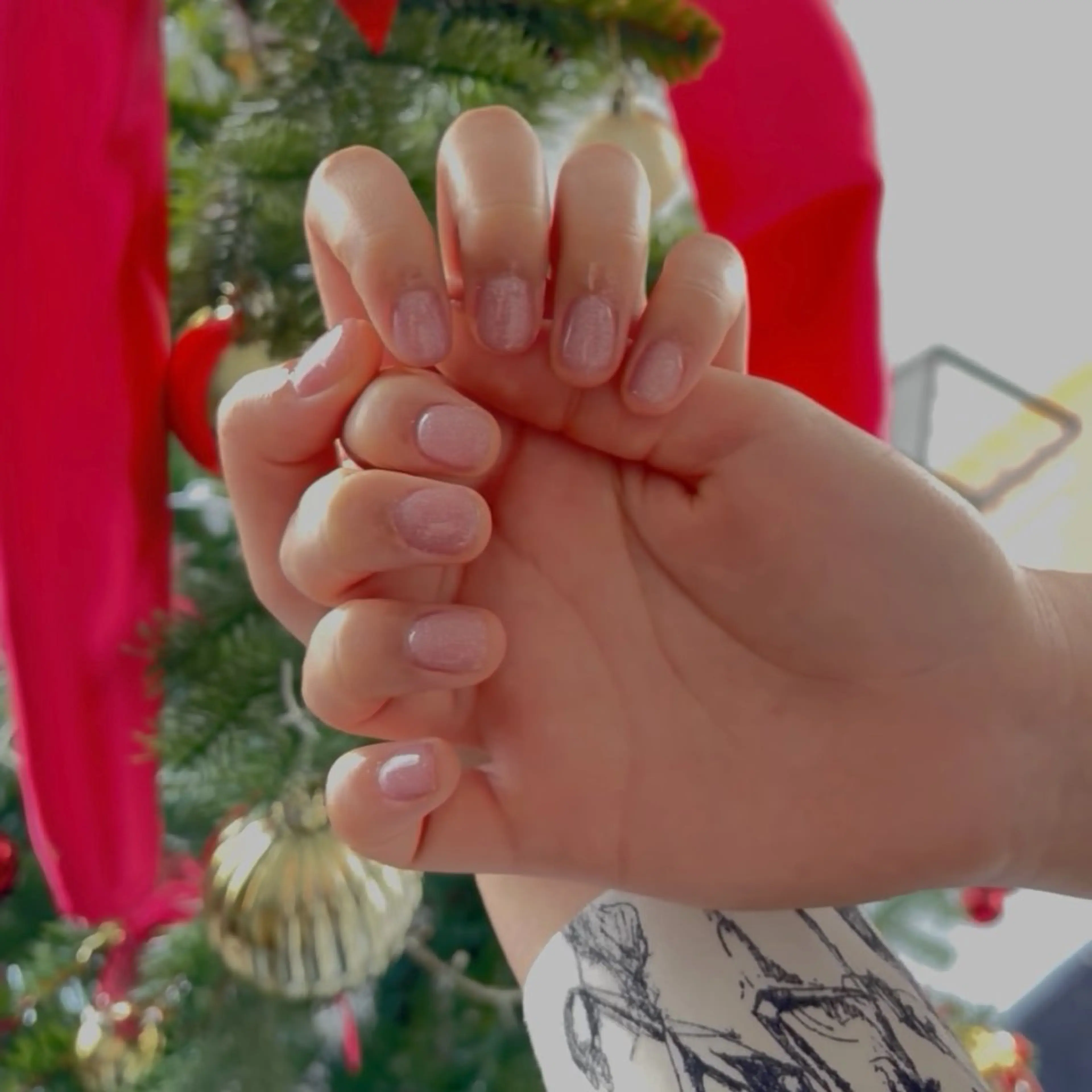 ネイル ハンドネイル 松坂 桃花のネイルデザイン