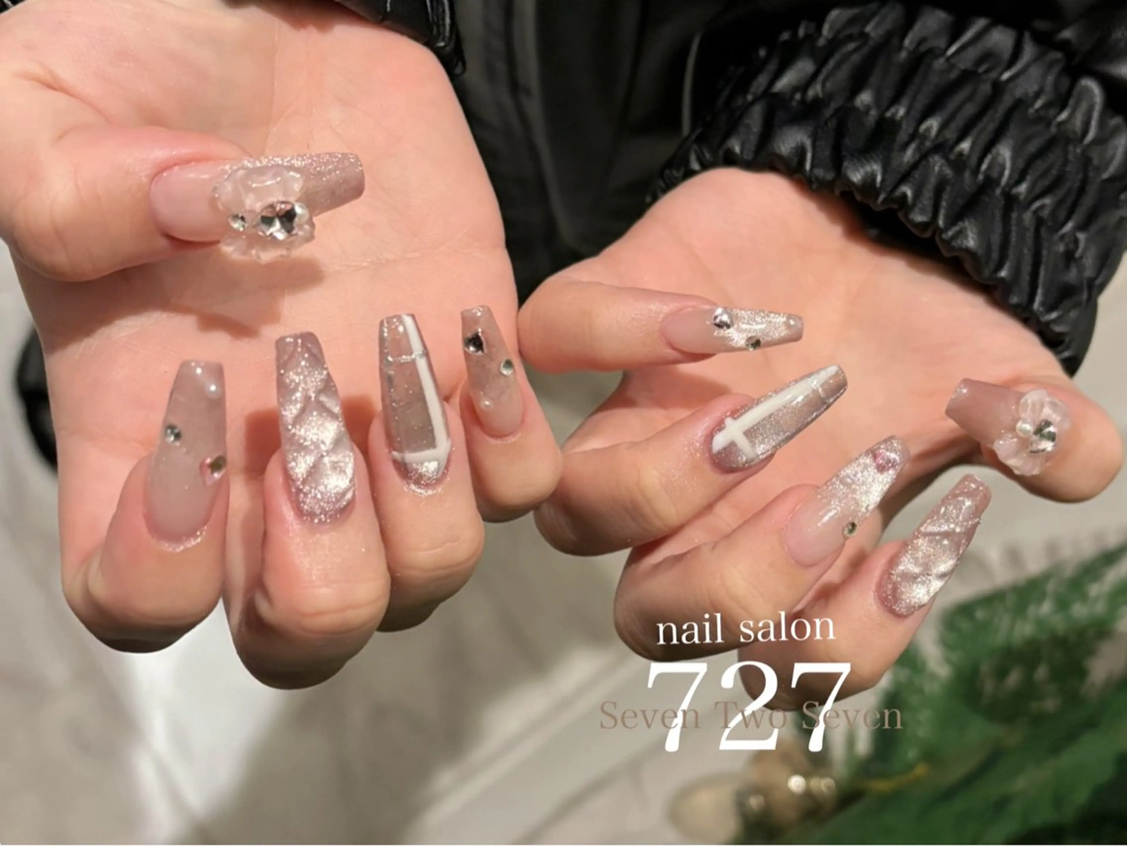 ネイル ハンドネイル 727 nailのネイルデザイン