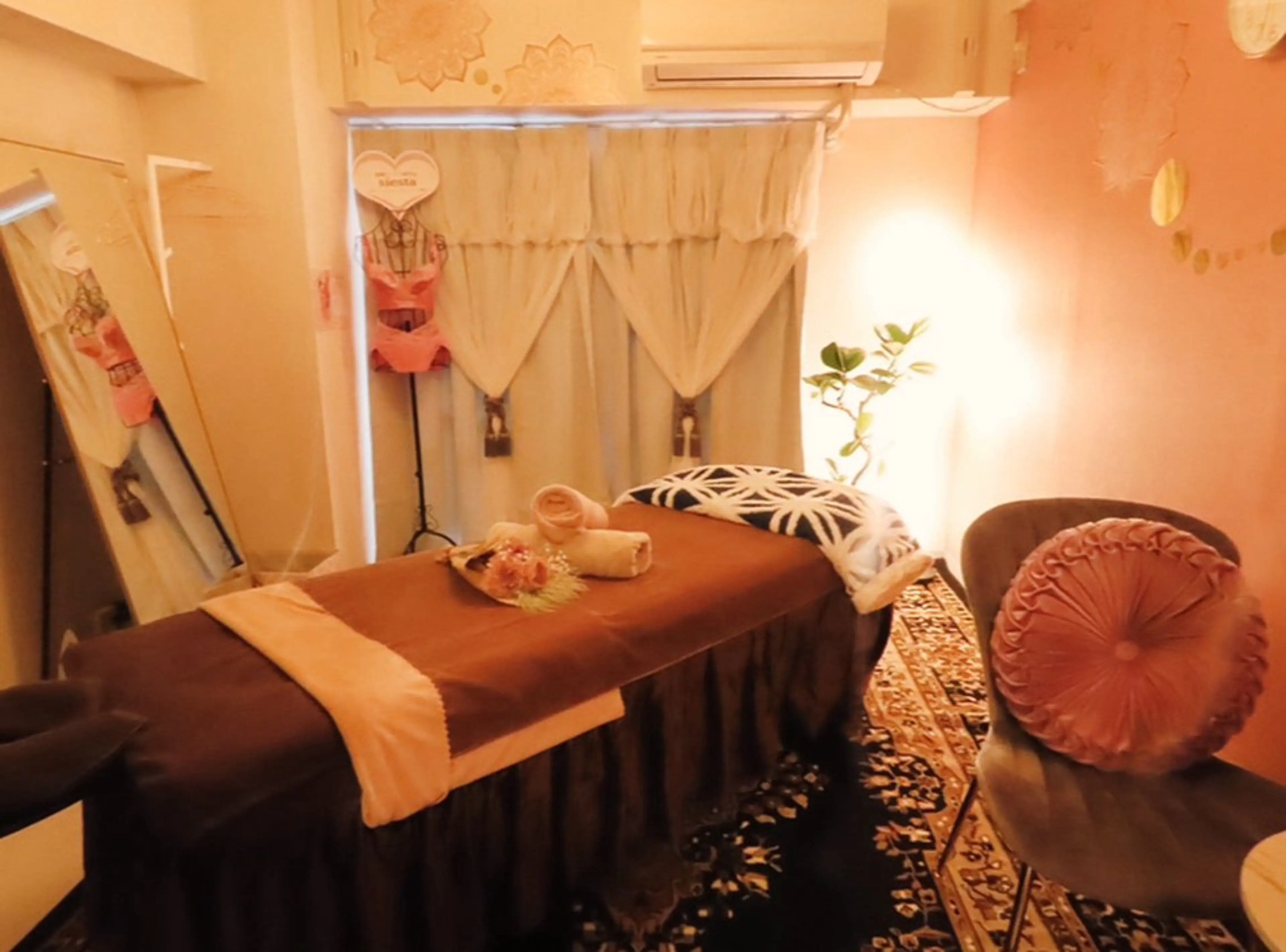 リラク θTHETAメソッド　シエスタ所属・siesta バストアップ痩身のエステ・リラクイメージ