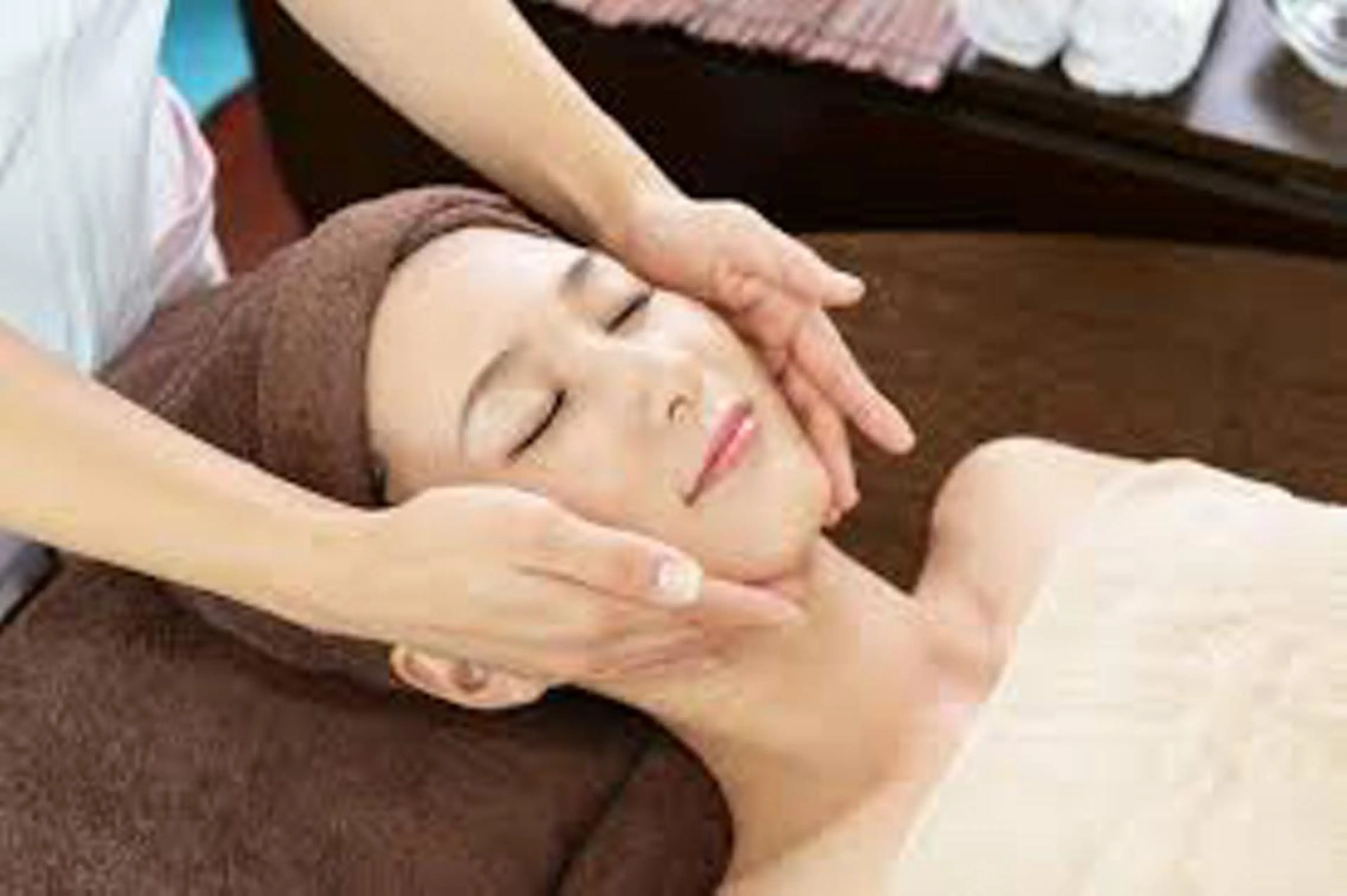 リフトアップエステの写真