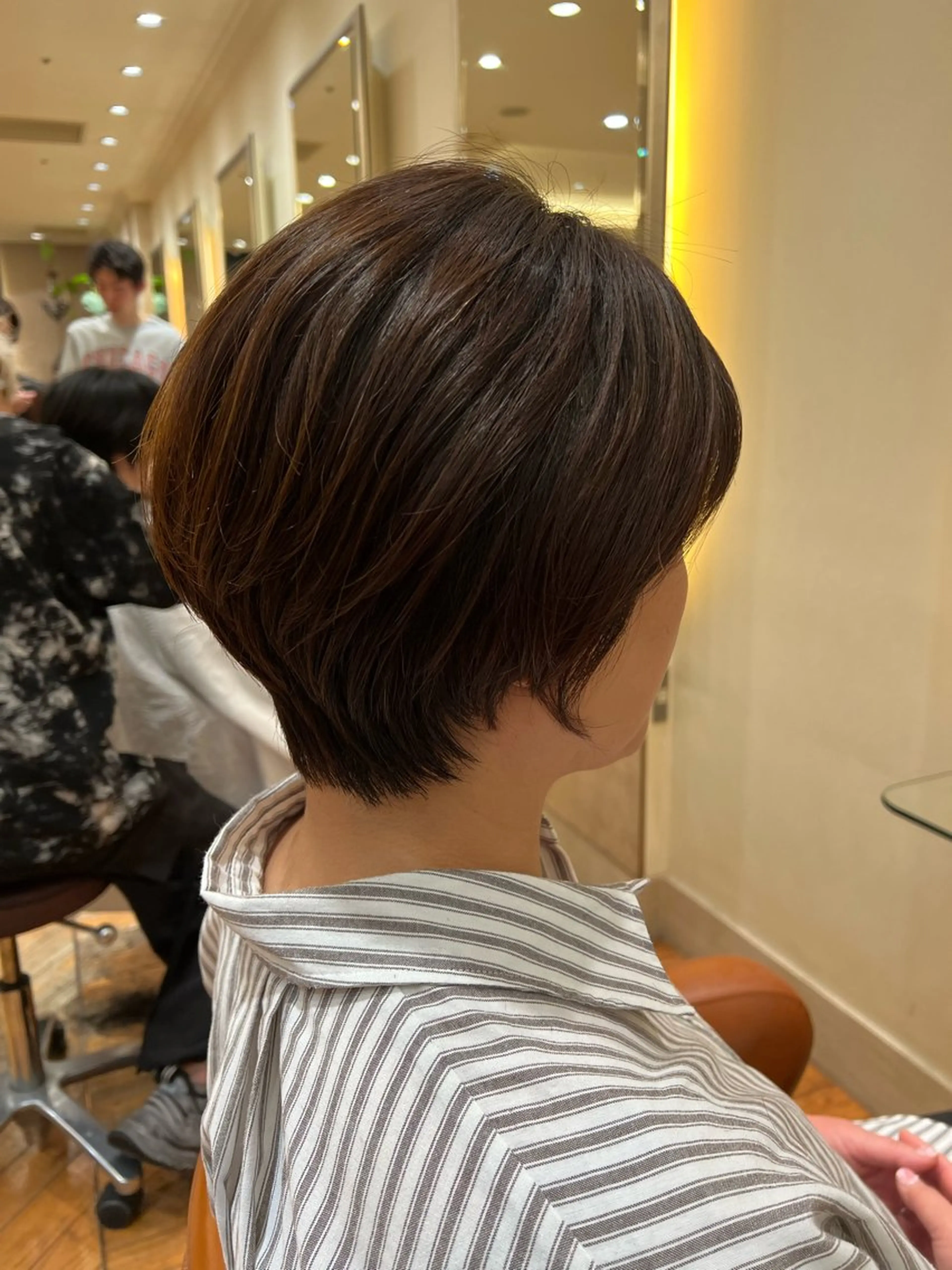 ショート 村中 逸紀のヘアスタイル