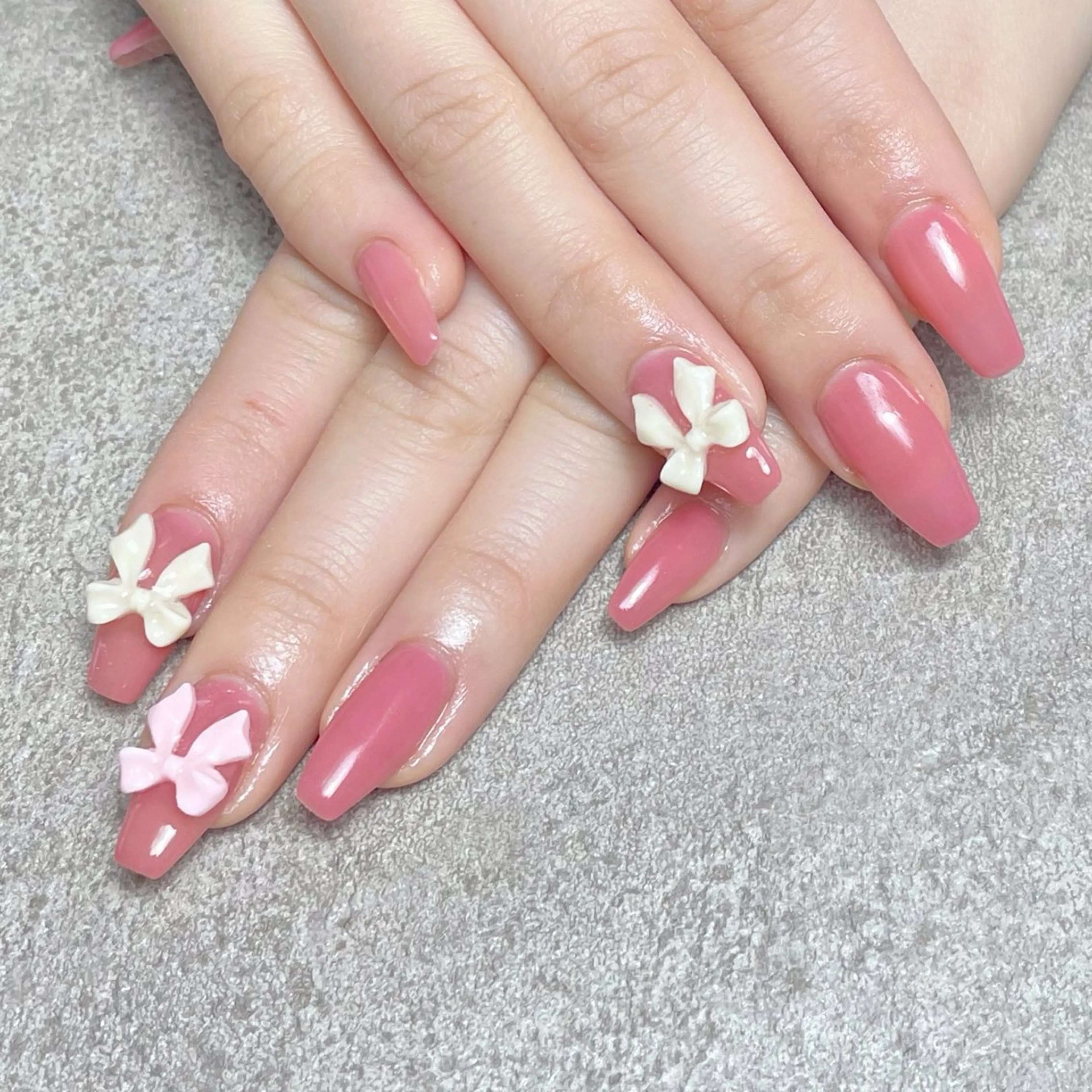 ネイル ハンドネイル nailroom DIASOMNIAのネイルデザイン