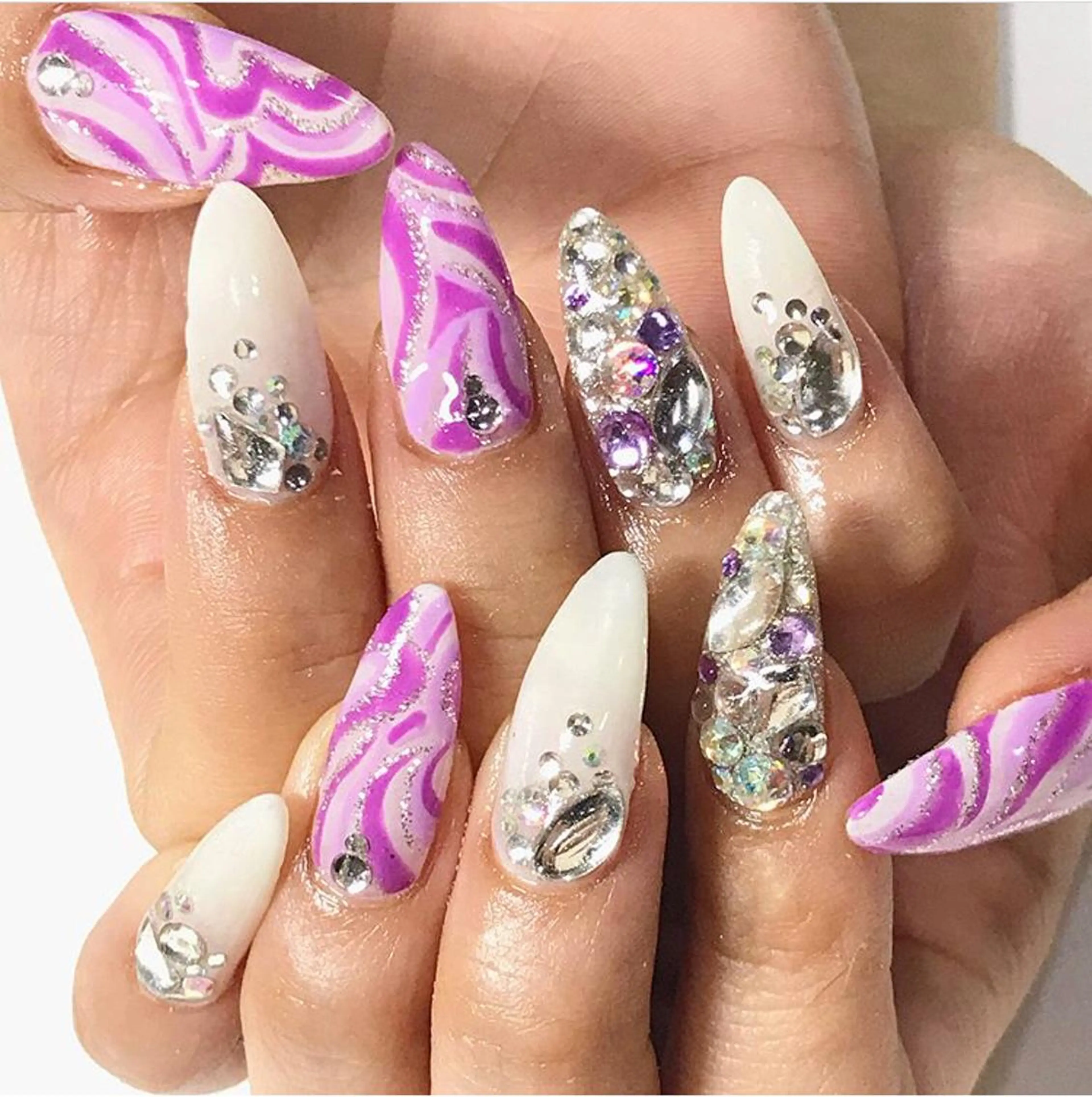 ネイル 渋谷ビュレネイル Kaoruのネイルデザイン