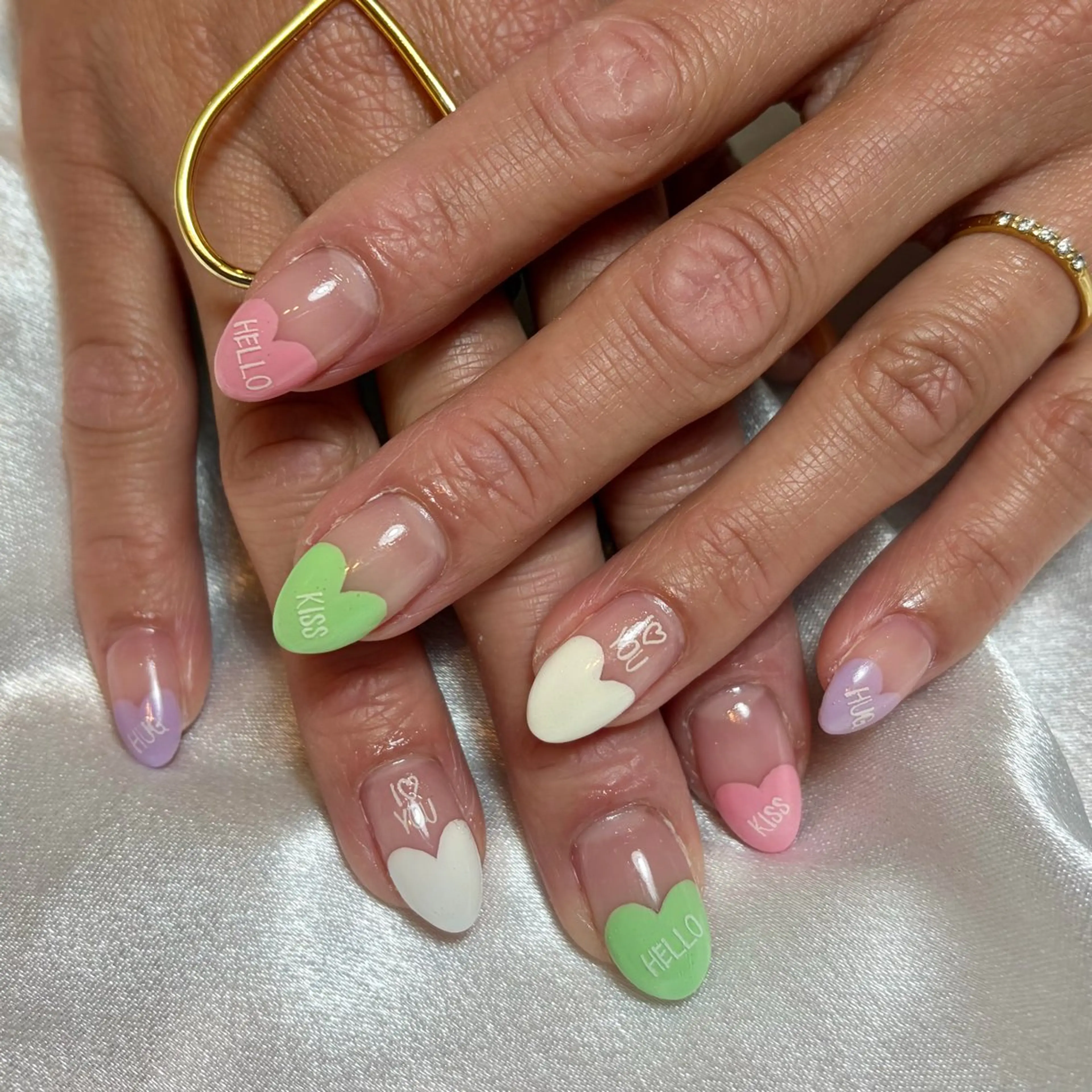 ネイル フレンチネイル ハート by laki 🌼TOMOのネイルデザイン