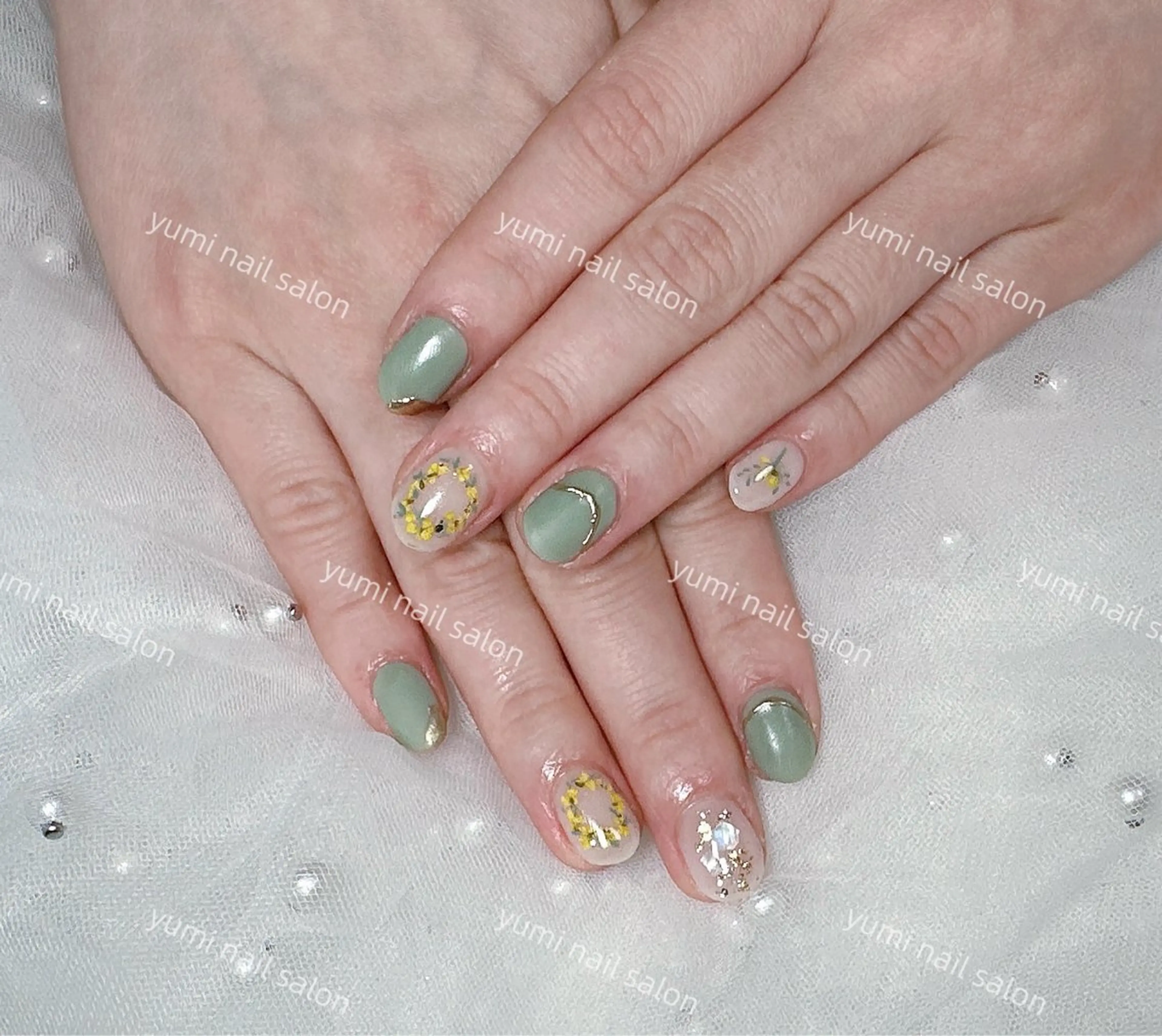 ネイル shineジェル& チップ長さだしのネイルデザイン