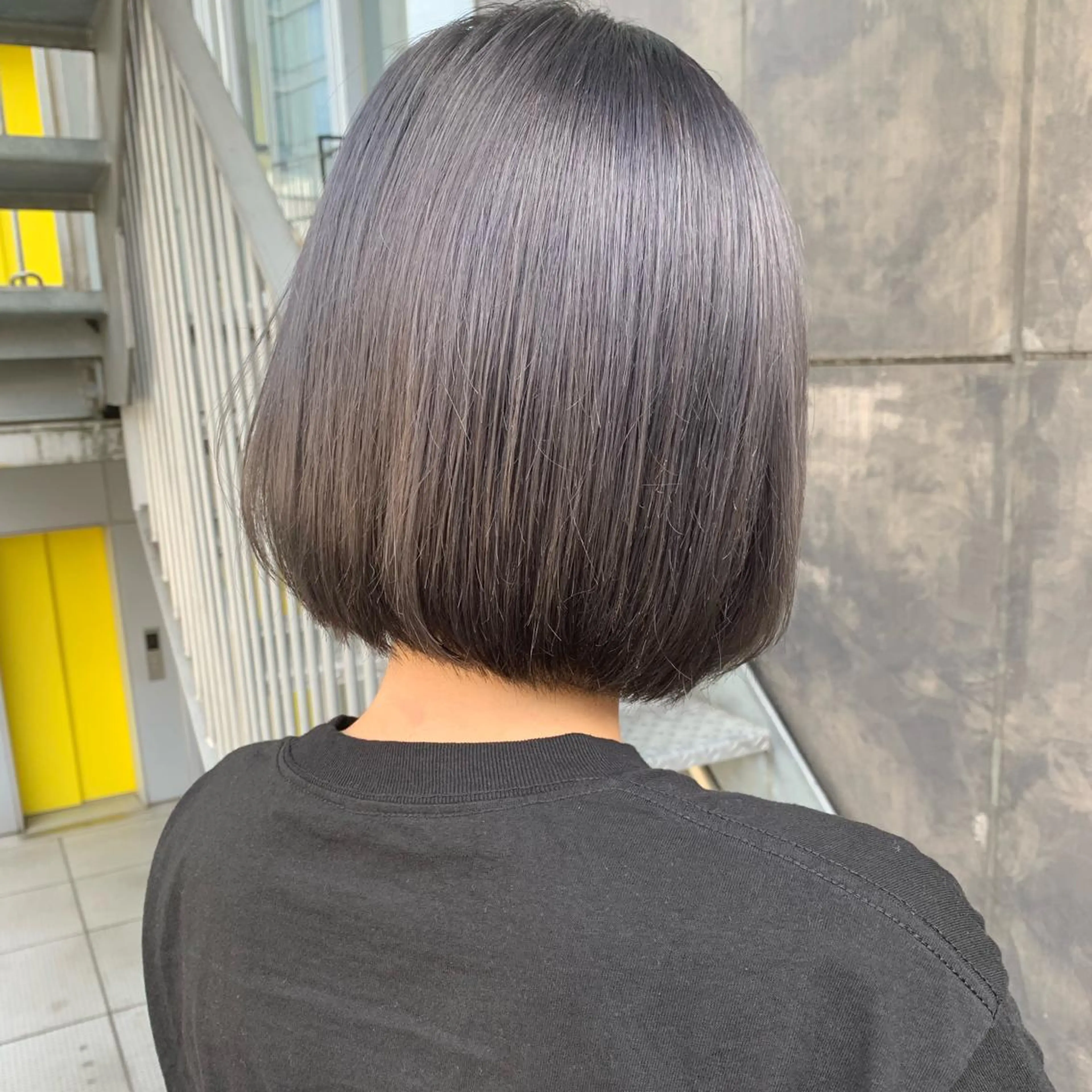 ショート カラー ヘアアレンジ ラベンダーカラー ラベンダーグレー ボブ ヘアカラー トリートメント No1韓国風レイヤー &カチモリ✨ /サキのヘアスタイル