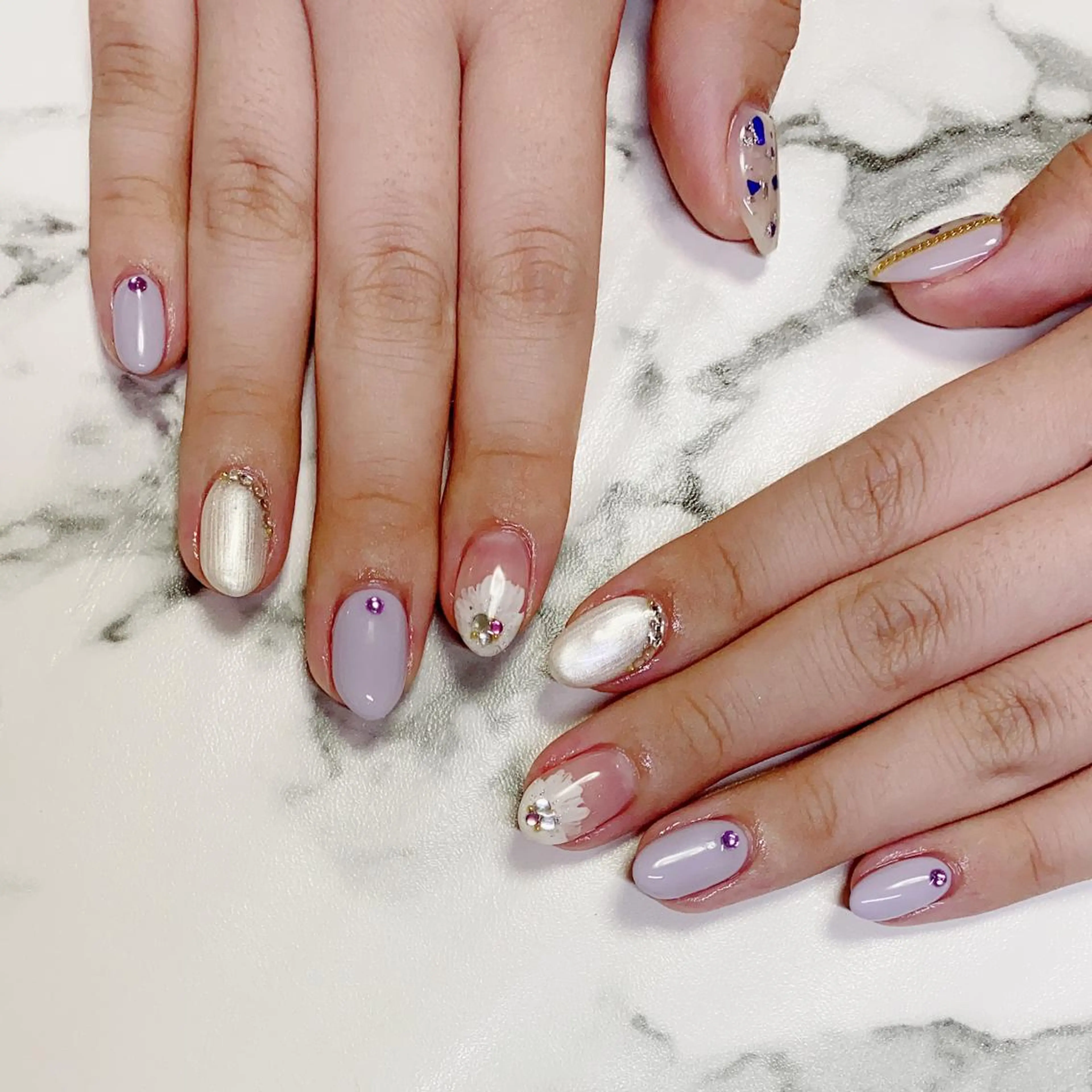 ロング カラー ネイル アートネイル Q Free nailsのネイルデザイン