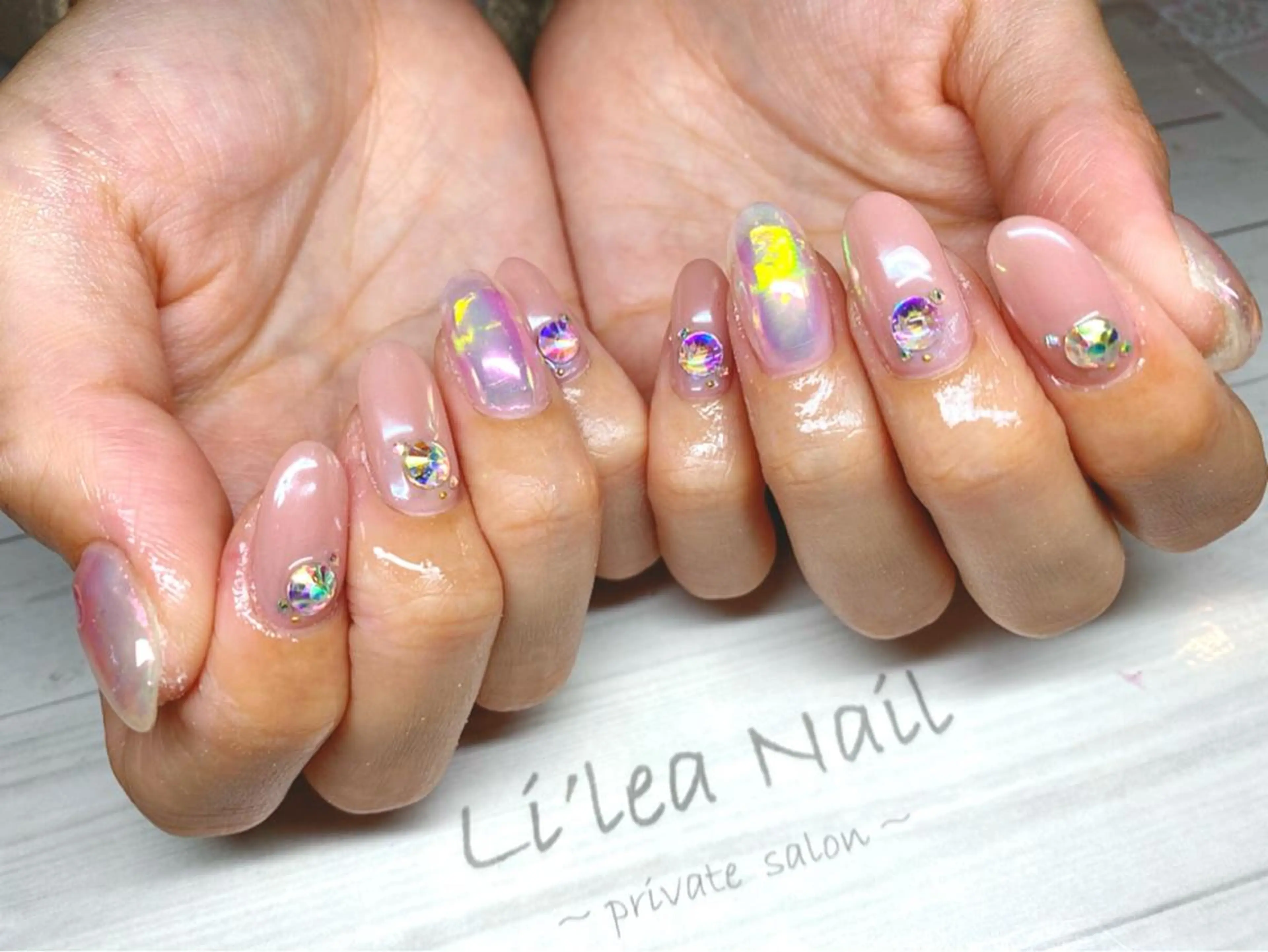 ネイル Li'leaNail AINAのネイルデザイン