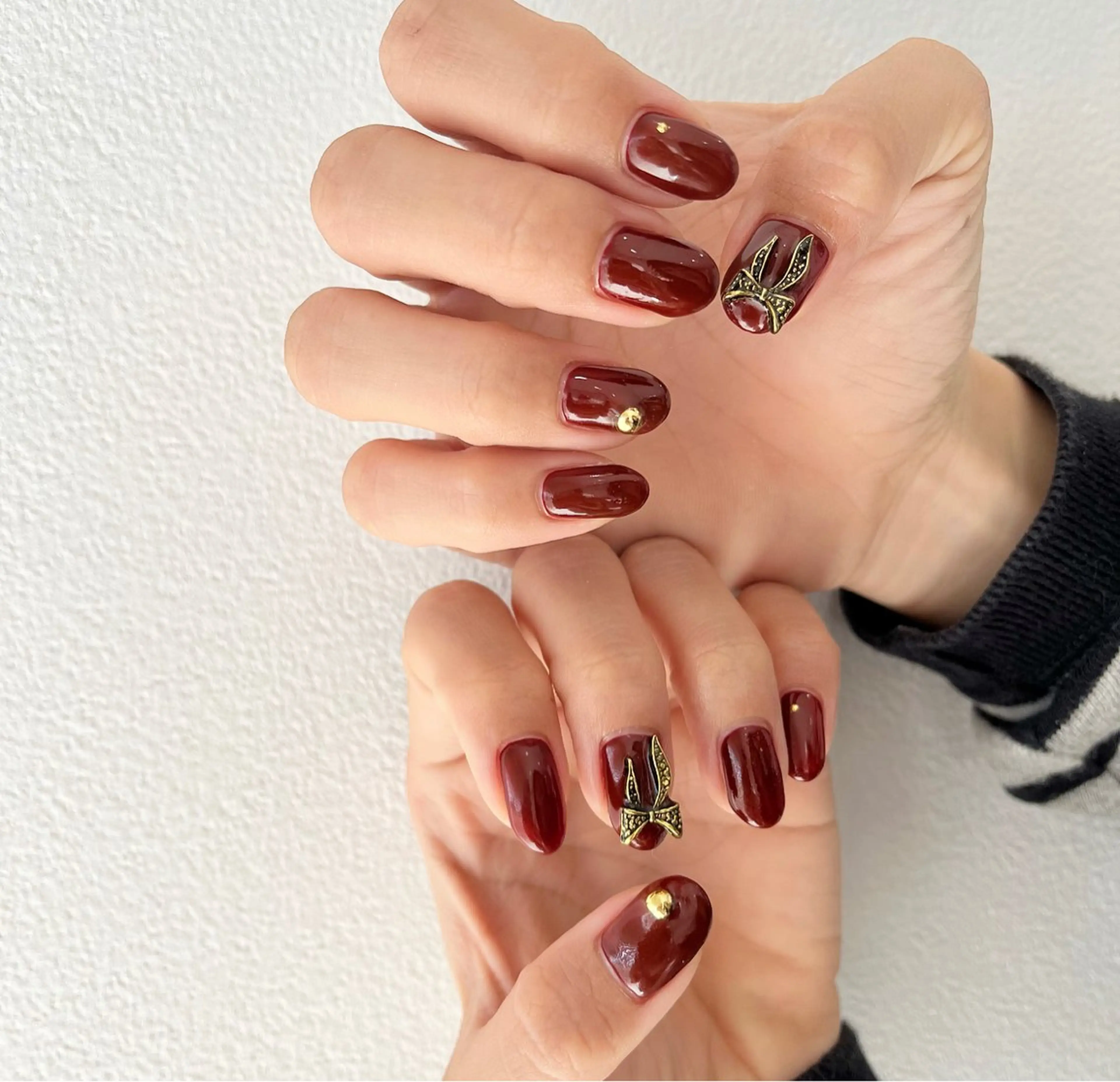 ネイル ワンカラーネイル リボン #Amin所属・#Amin nail salonのネイルデザイン