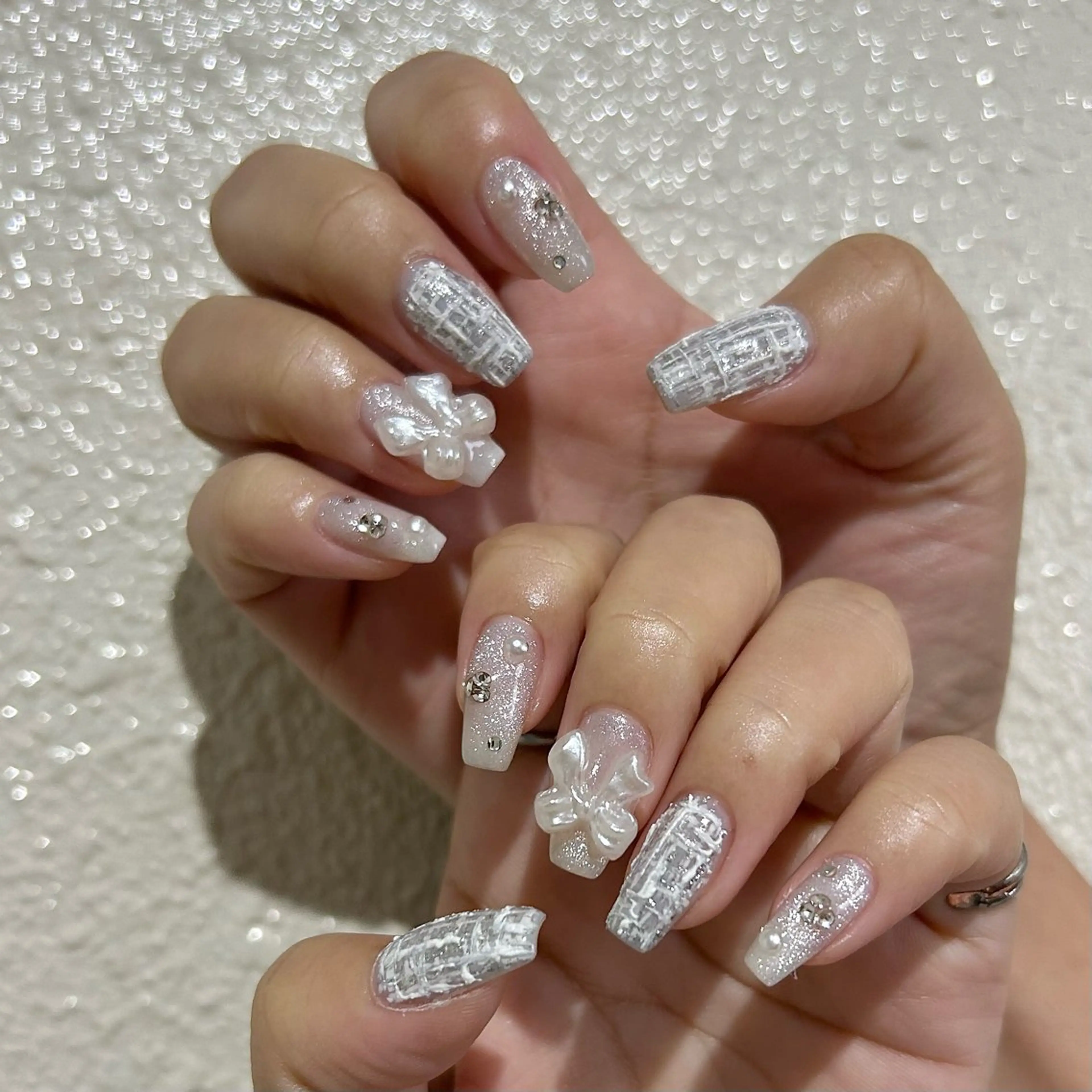 ネイル ツイードネイル パラあり！フィルイン 推しネイル大歓迎！のネイルデザイン