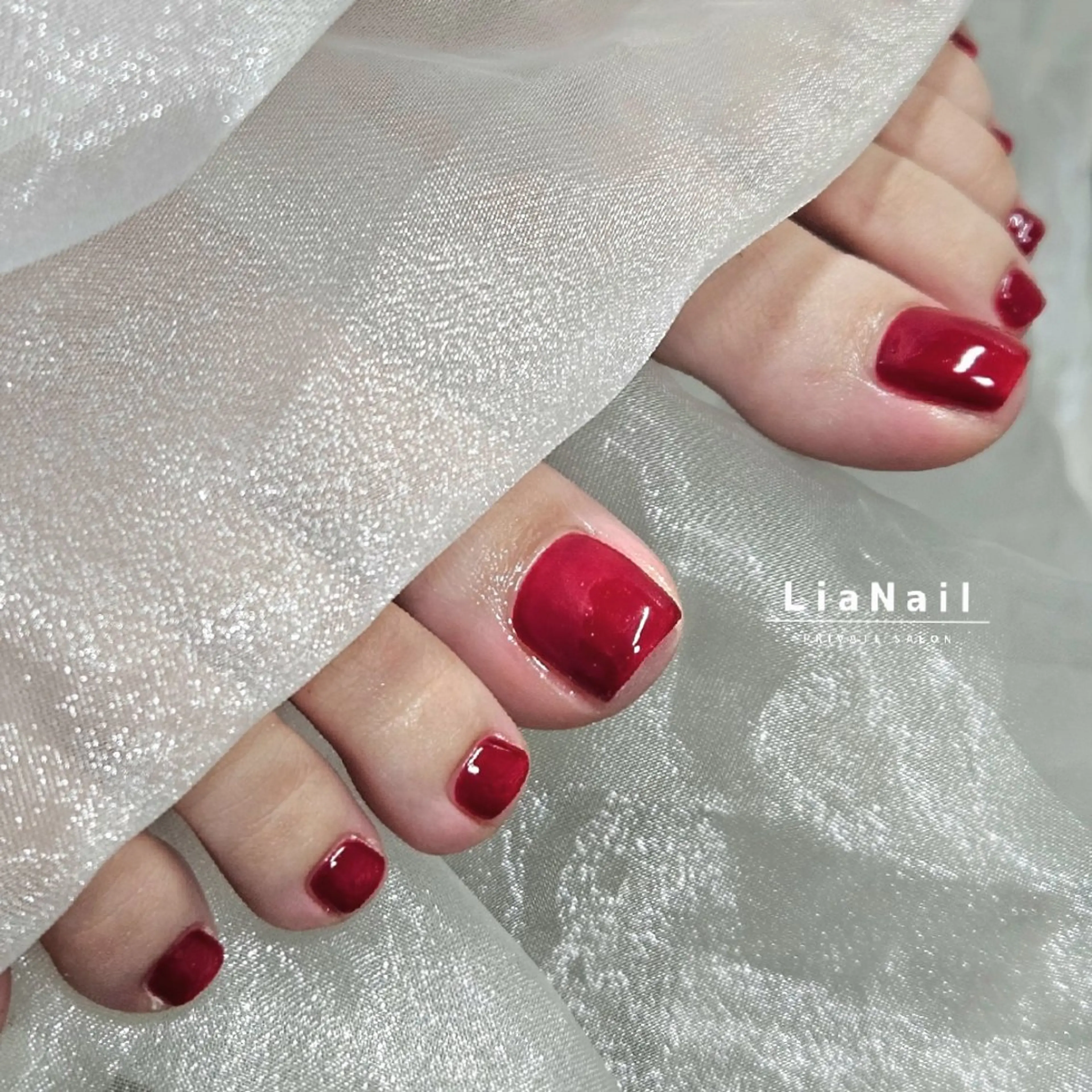 【オフ込み】フットネイルワンカラー(オフ無の場合はメッセージお願いいたします✉︎)の写真