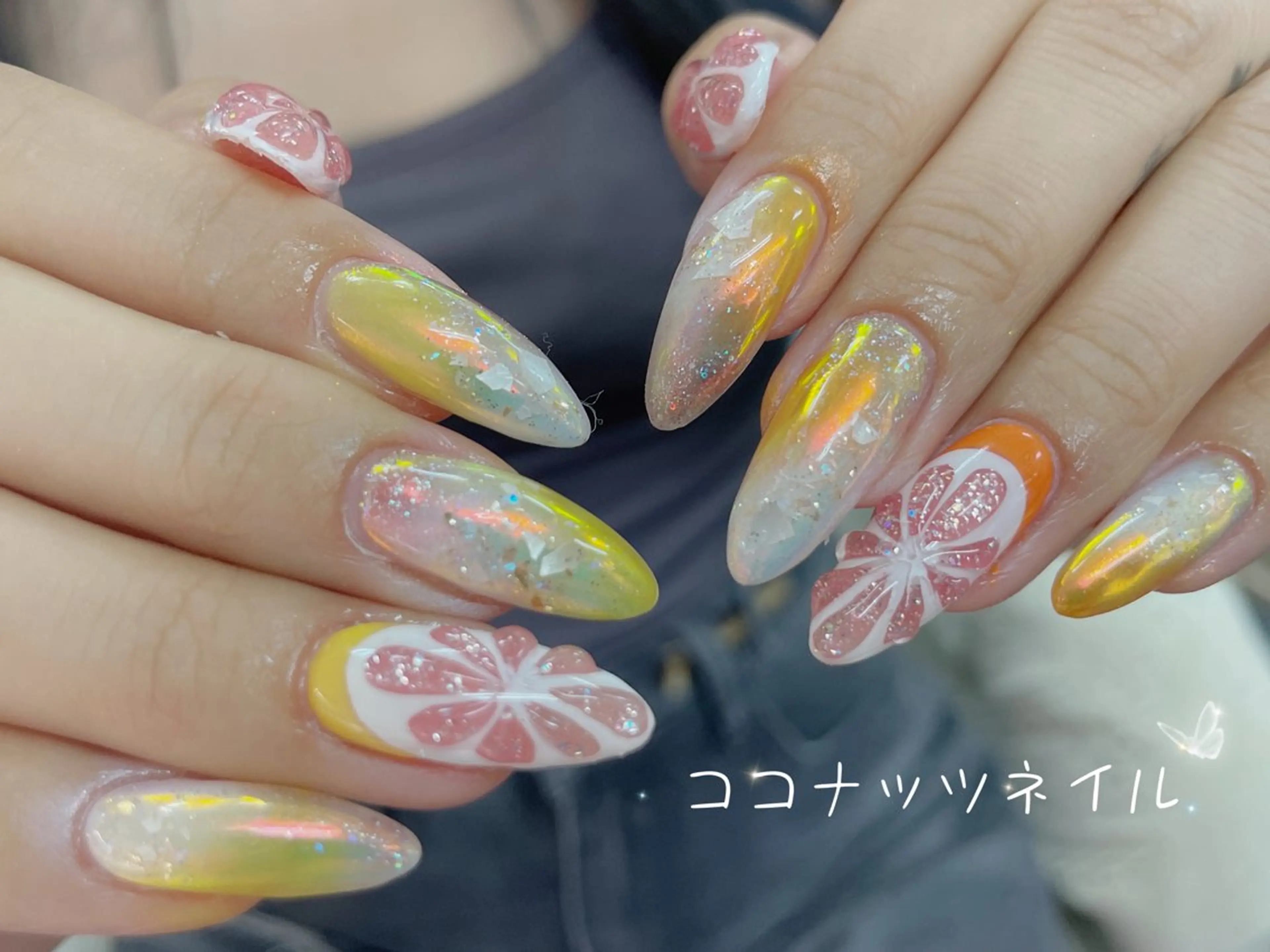 ネイル べっ甲ネイル フレンチネイル キラキラネイル マグネットネイル 大理石ネイル(マーブル) ハンドネイル 神田 ココナッツのネイルデザイン
