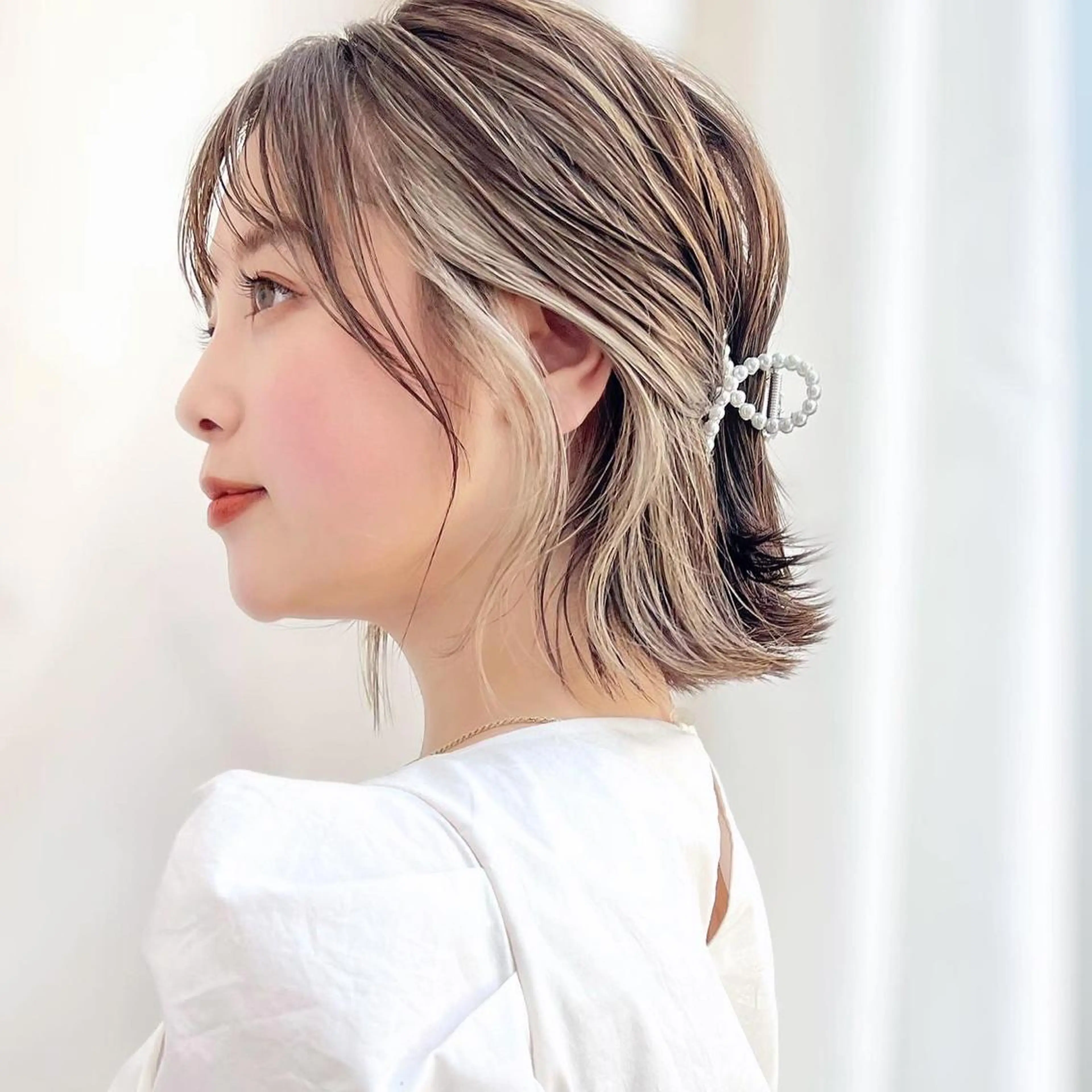 ミディアム カラー ヘアアレンジ ベージュカラー 透明感カラー グレージュ ボブ カット ヘアカラー トリートメント レイヤー専門家 ダブルカラー修のヘアスタイル
