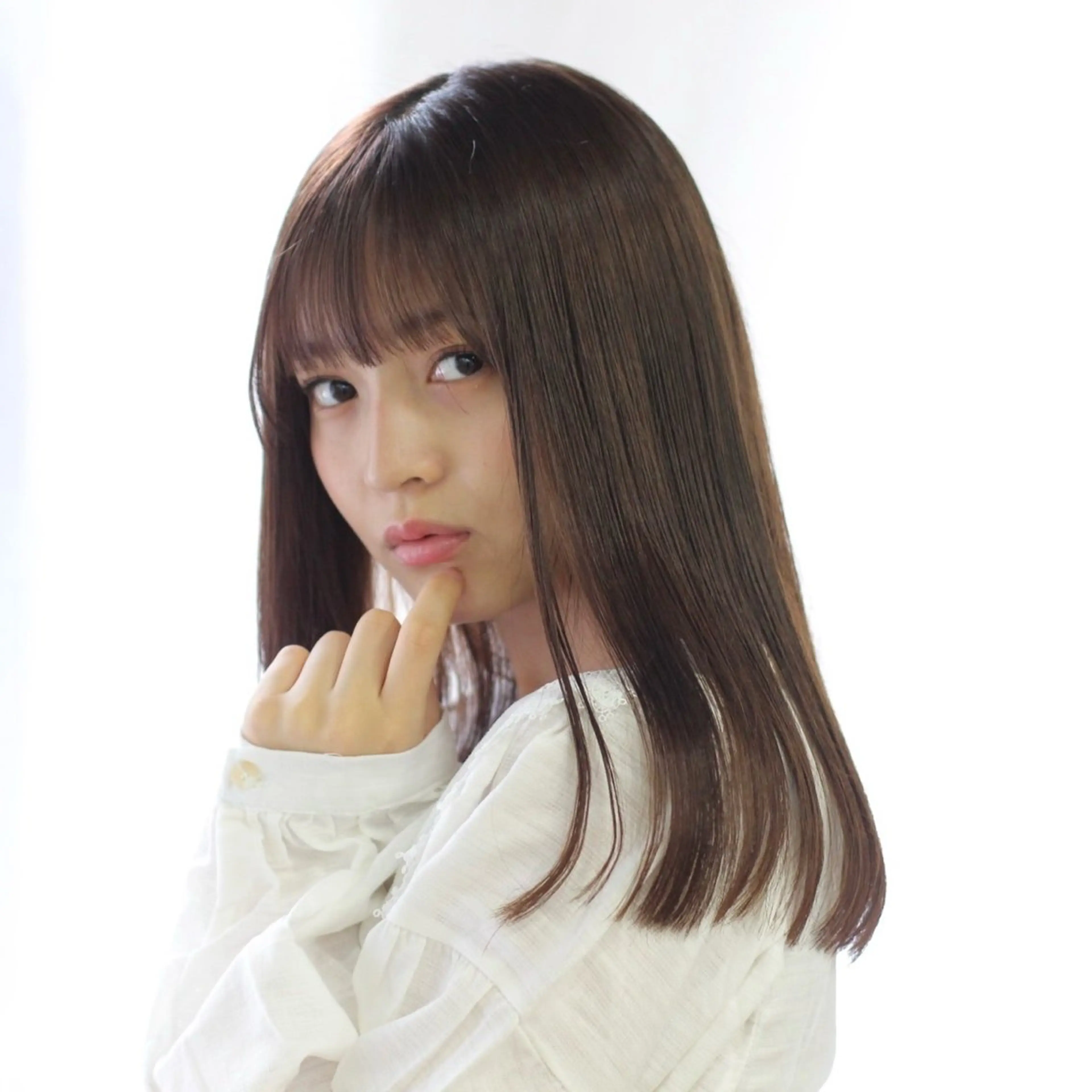 ロング ツヤ感ナチュラル 野口晴菜のヘアスタイル