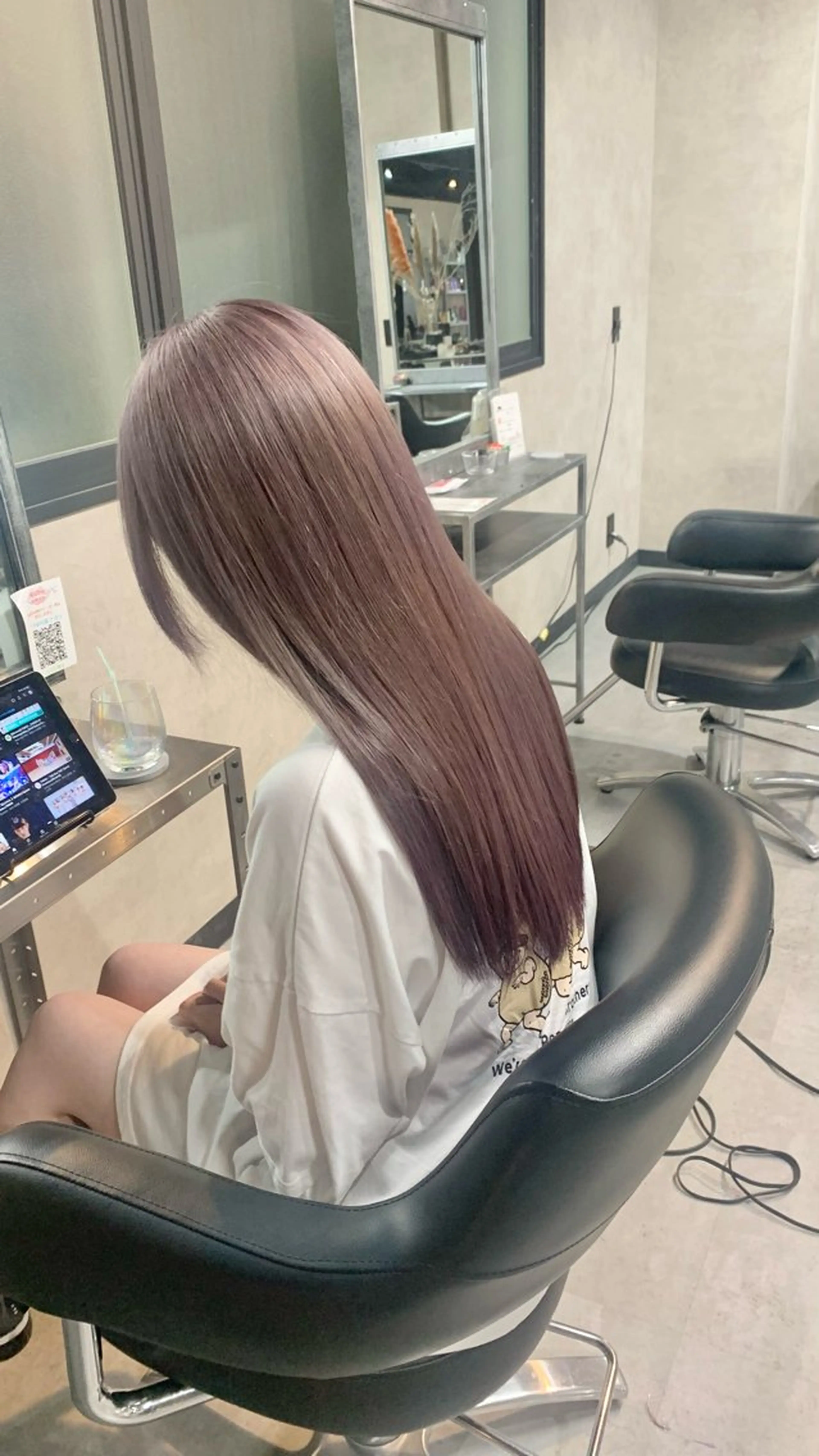 ロング カラー ブラウンカラー ラベンダーカラー KISS SWAN所属・B E C H I C O〔べち子〕のヘアスタイル