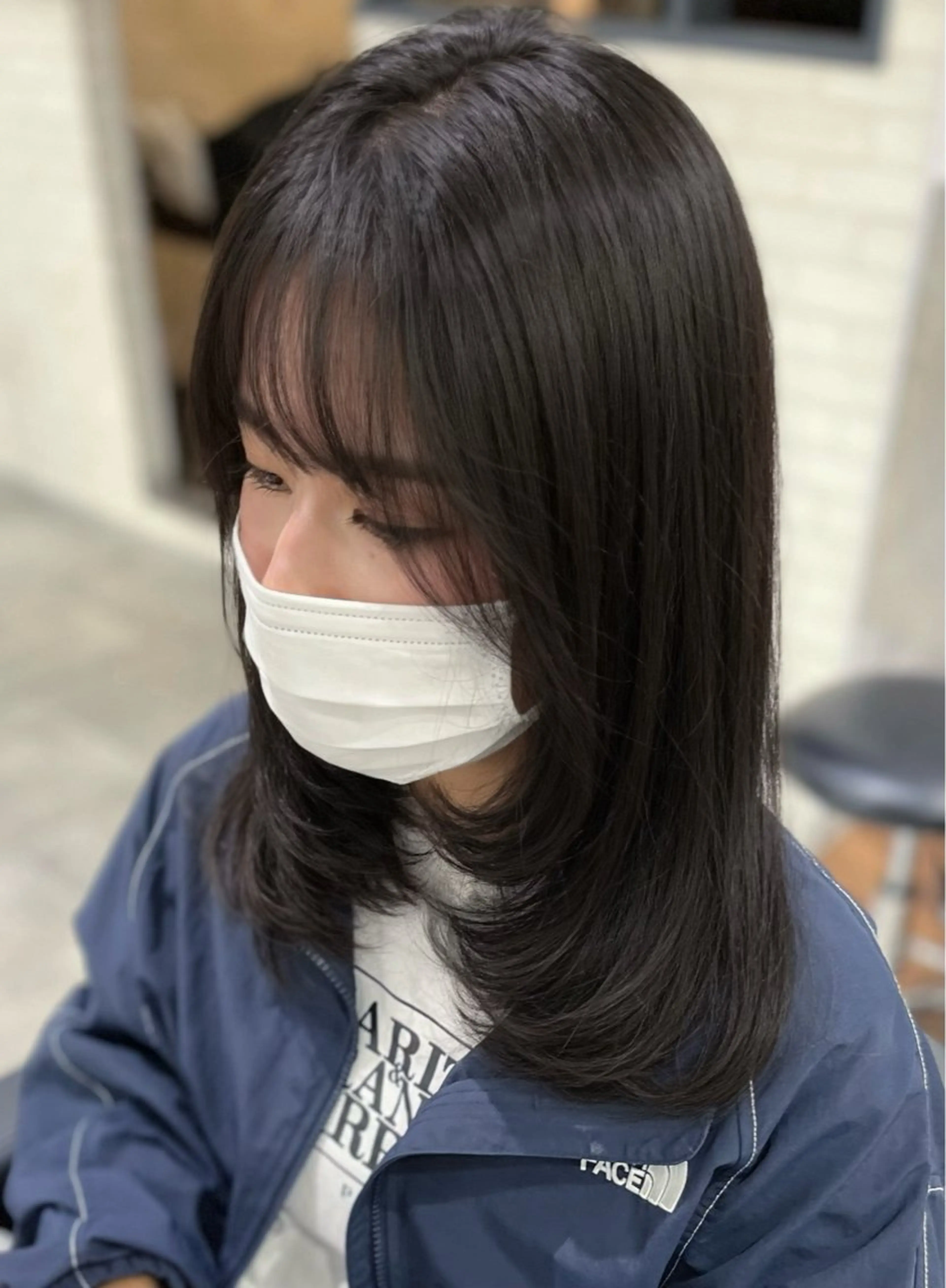 ミディアム レイヤーカット カット ヘアカラー Zina博多店 CHIHIRO🫧のヘアスタイル