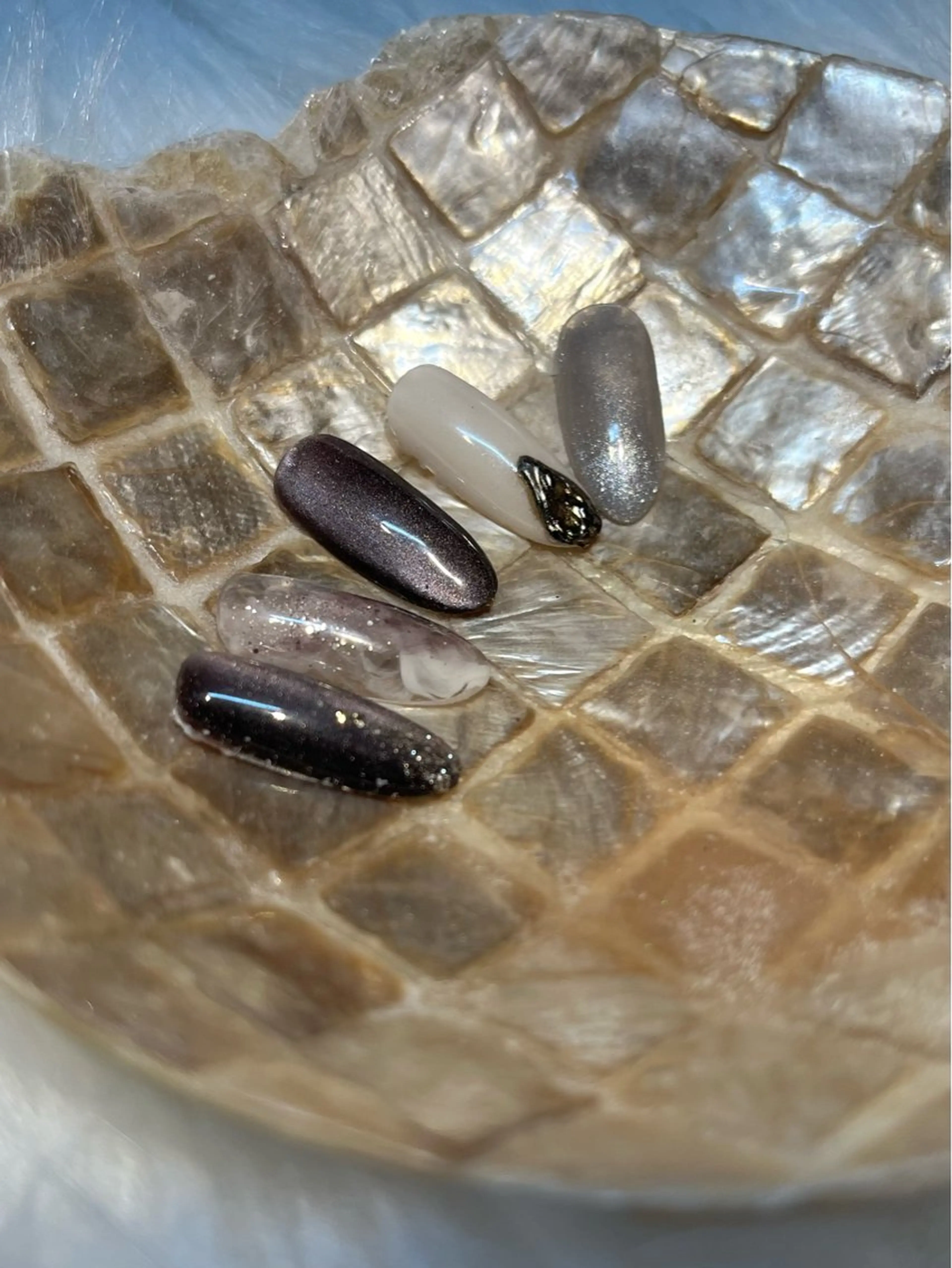 ネイル マグネットネイル ニュアンスネイル Nagashima sanaのネイルデザイン