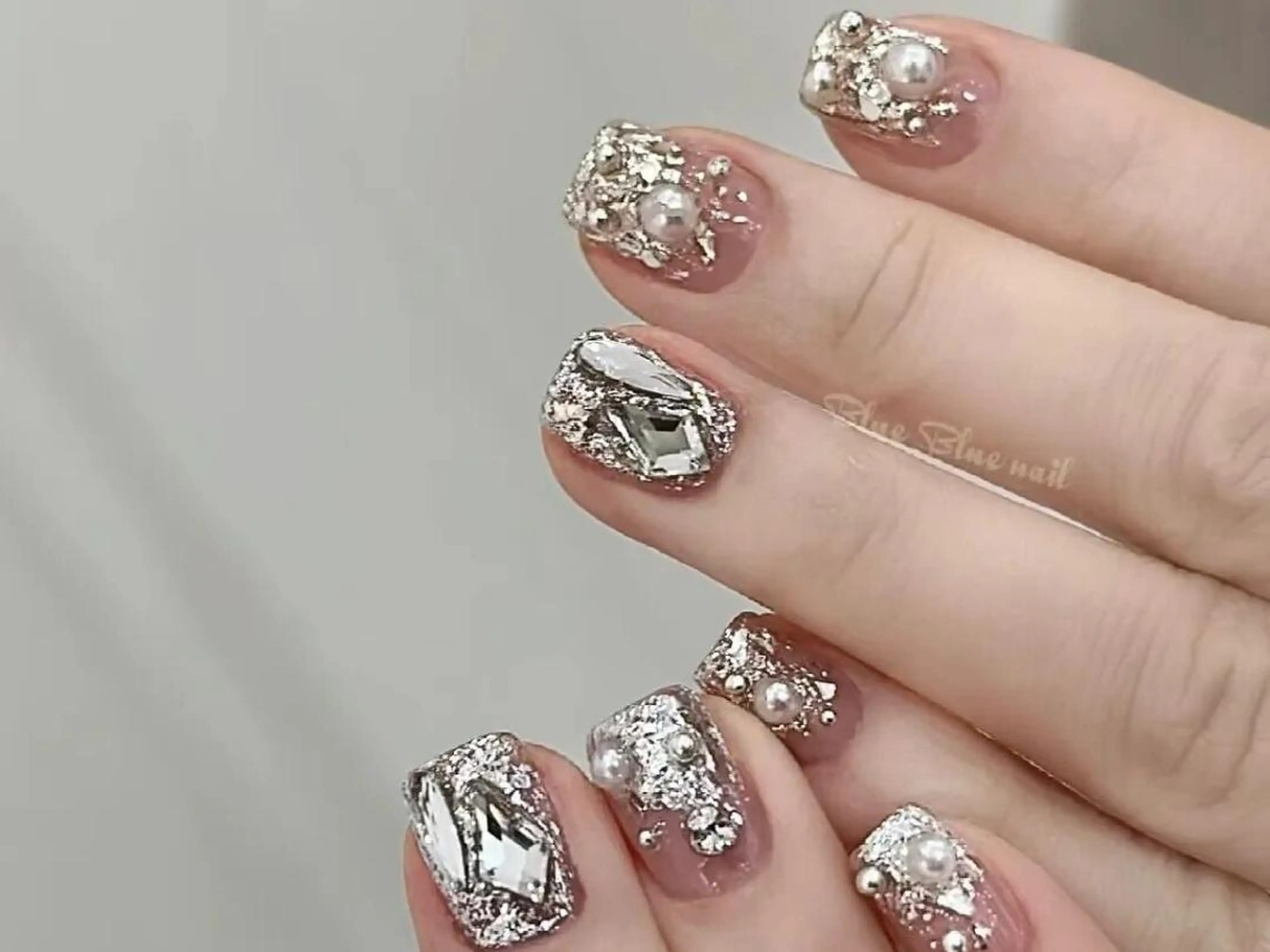 ネイル 鈴木 ミサキのネイルデザイン