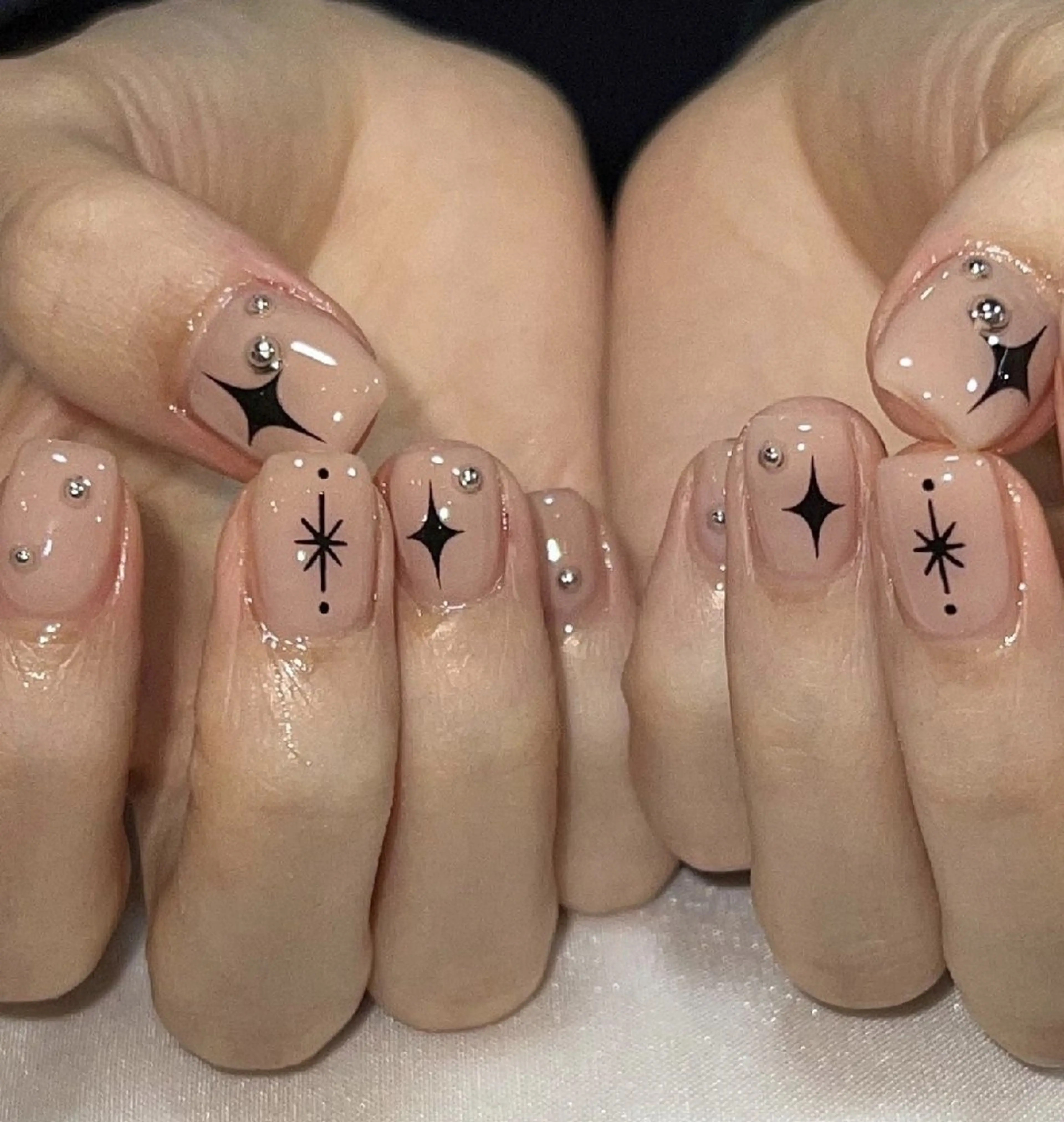 ショート ninabeauty 新宿のネイルデザイン