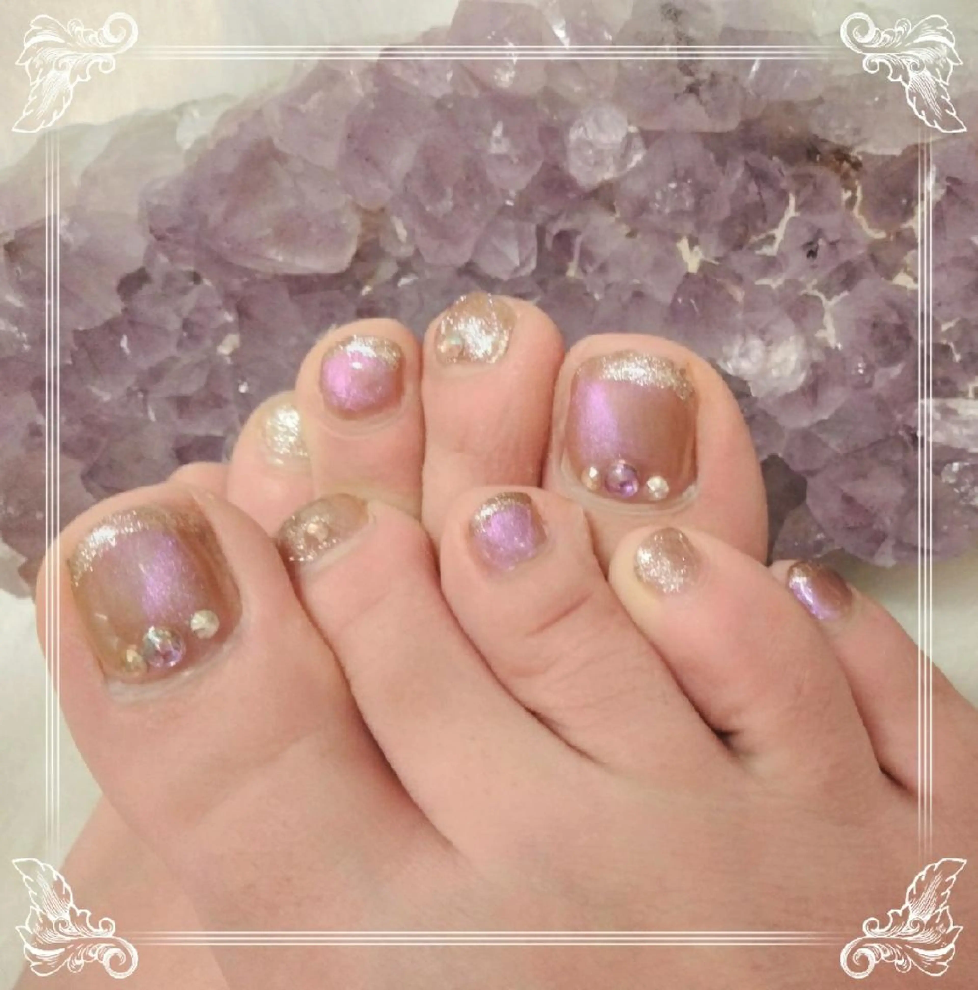 ネイル フットネイル エステとネイル ローズコンフォートのネイルデザイン