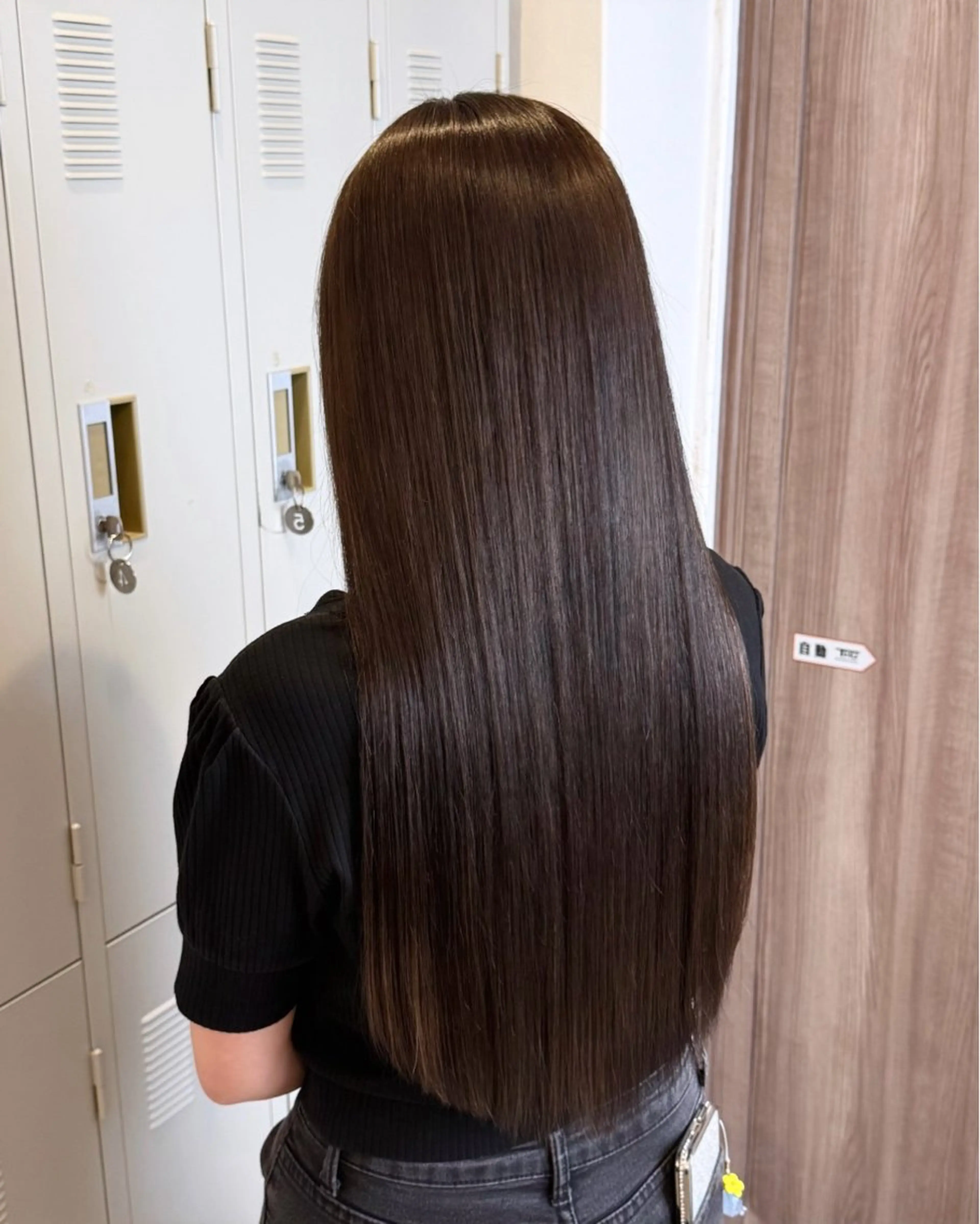 カラー ブラウンカラー Grandoll Luxe所属・大神 鈴夏のヘアスタイル