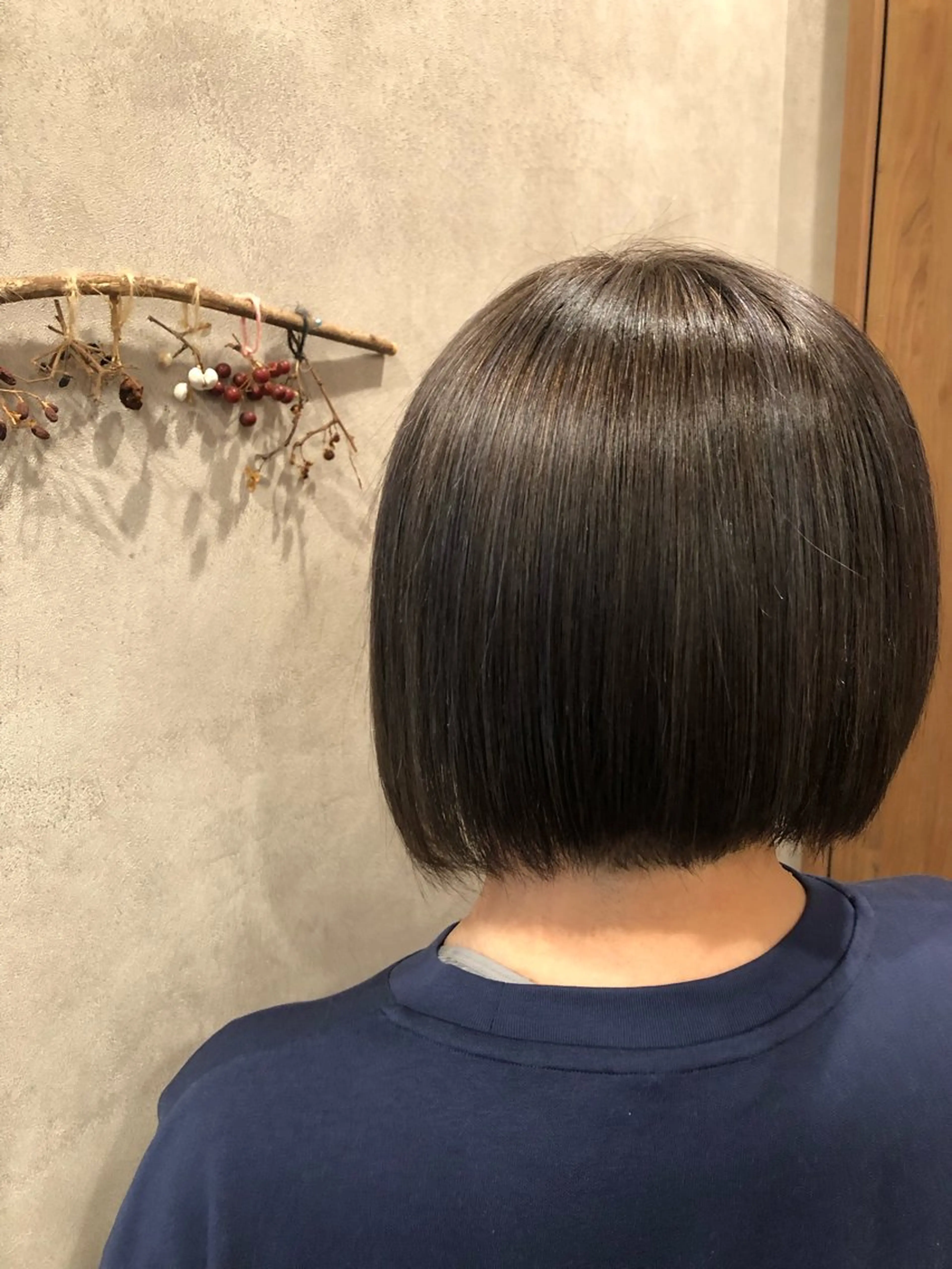 ショート カラー 野咲き 美容室のマツエク・マツパデザイン