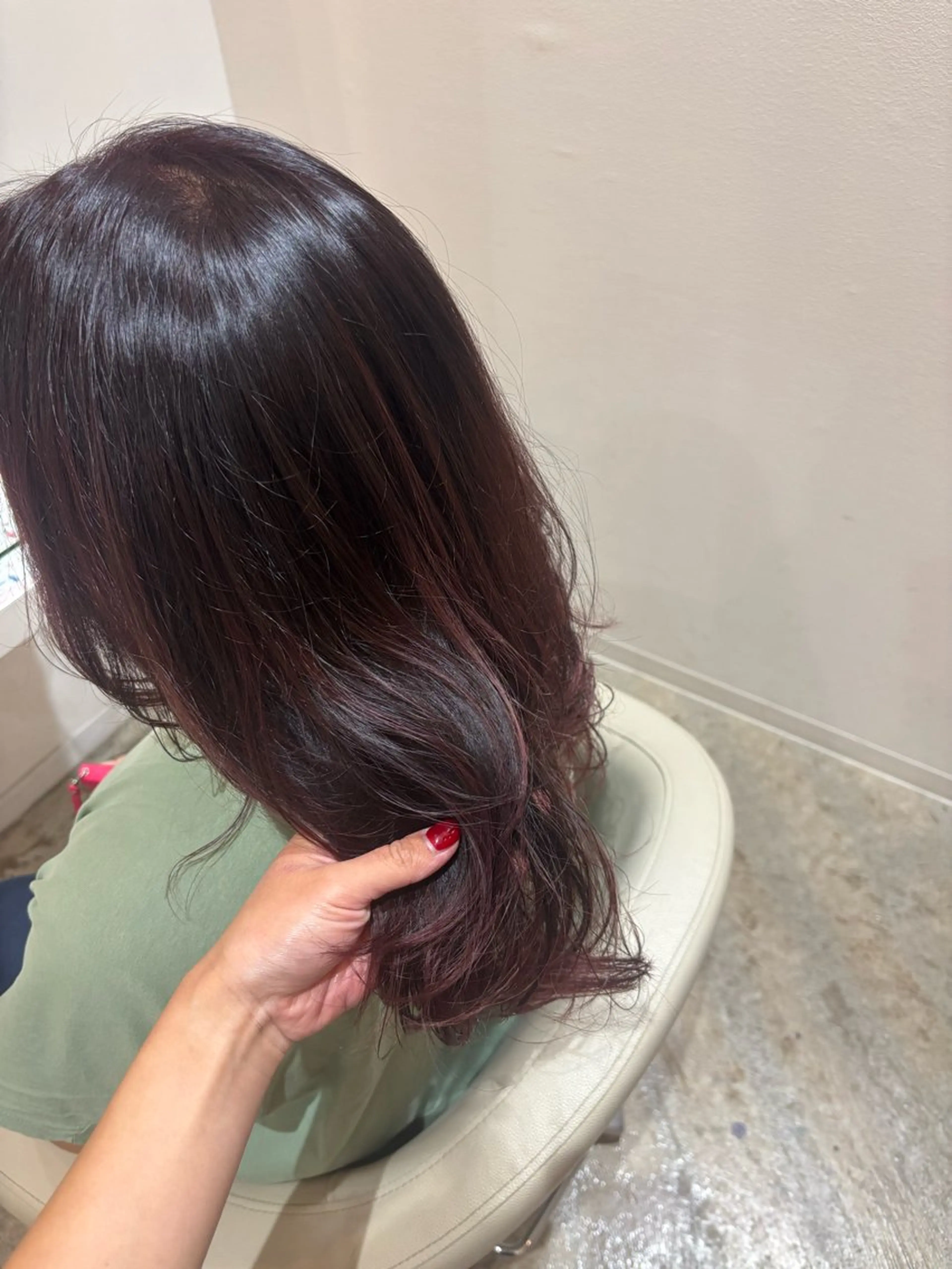 ロング カラー ハイライトカラー ハイライト SOMEDAY Lx所属・佐藤 優里のヘアスタイル