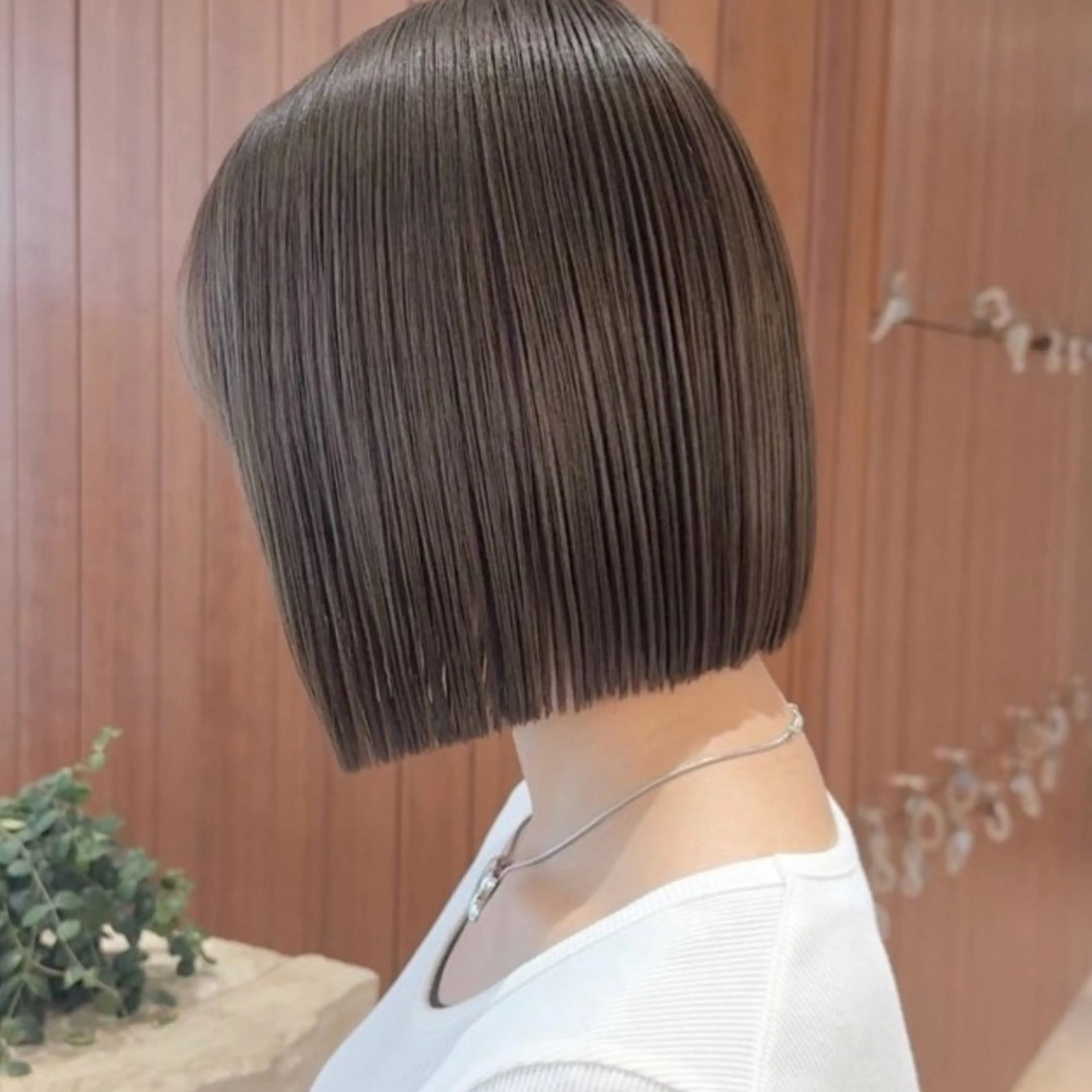 ミディアム カラー 切りっぱなしボブ ショートボブ ボブレイヤー 透明感カラー ボブ カット ヘアカラー トリートメント 渋谷ボブ/レイヤー ボブ田中航平のヘアスタイル