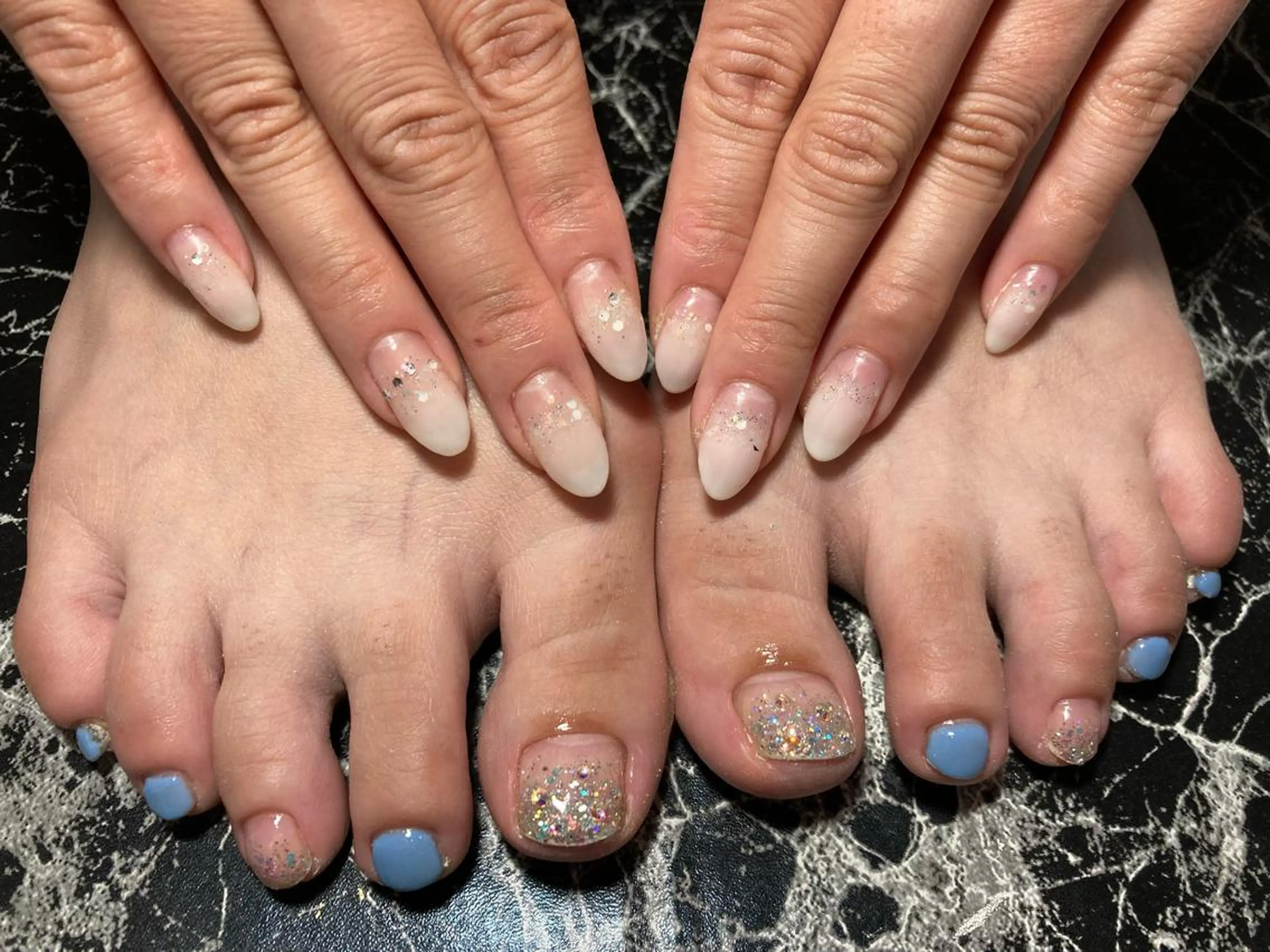 ショート ネイル ハンドネイル フットネイル ✴︎ Delightのネイルデザイン