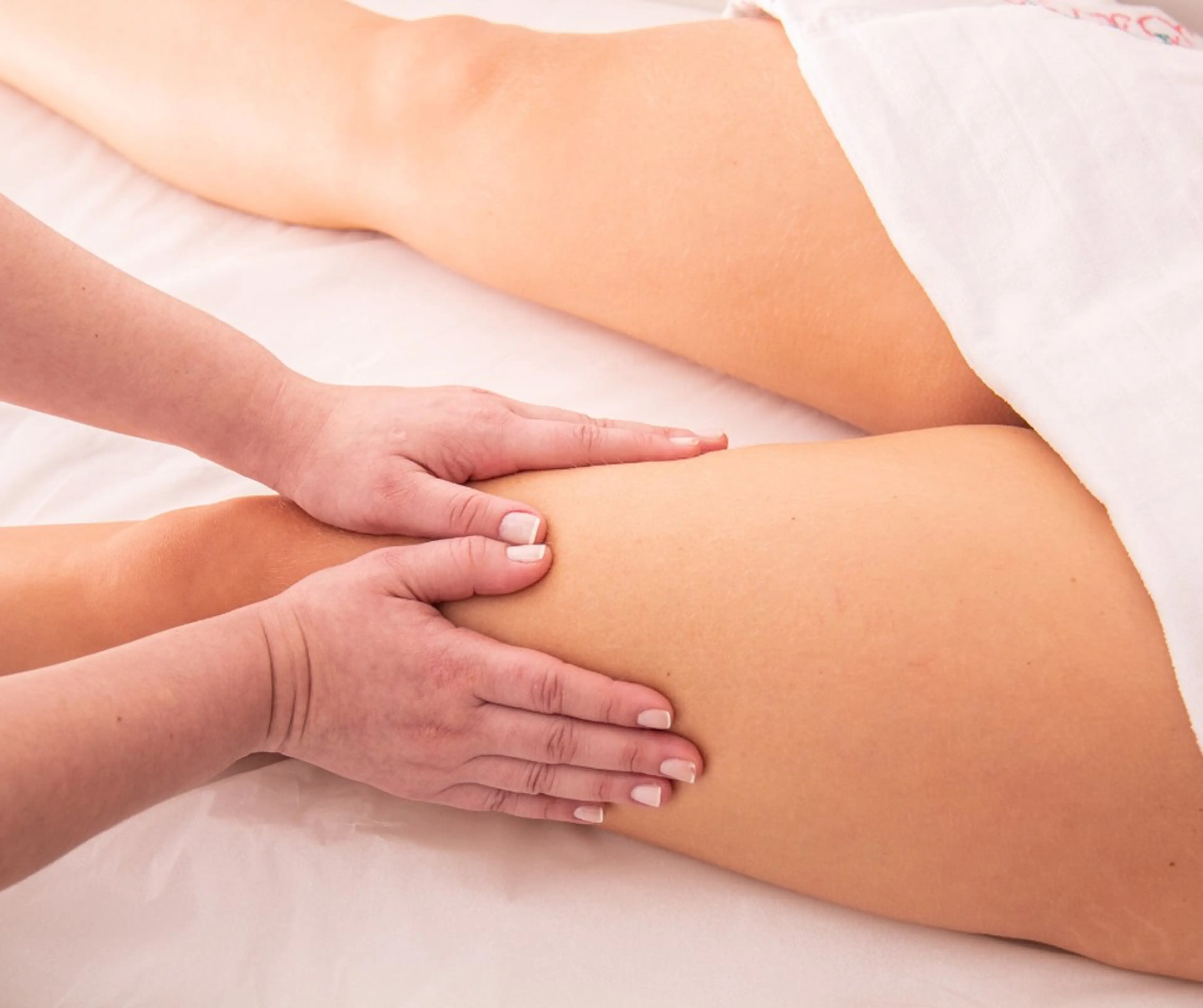 👋脚のむくみ＆冷え性が気になる方👋下半身アロマリンパ＋腸もみ＋快眠ヘッドスパの写真