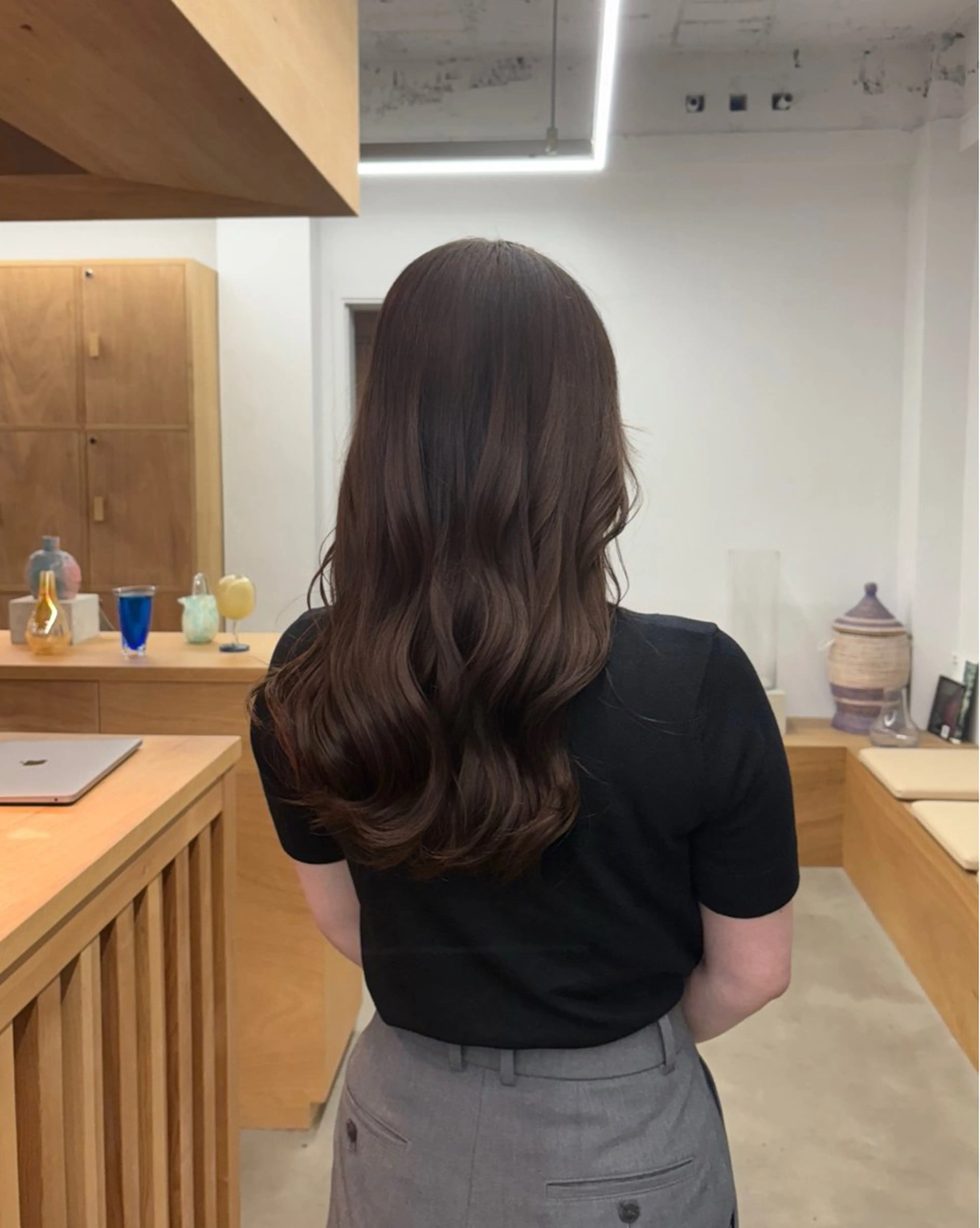 カラー ヘアカラー 吉野 新菜のヘアスタイル