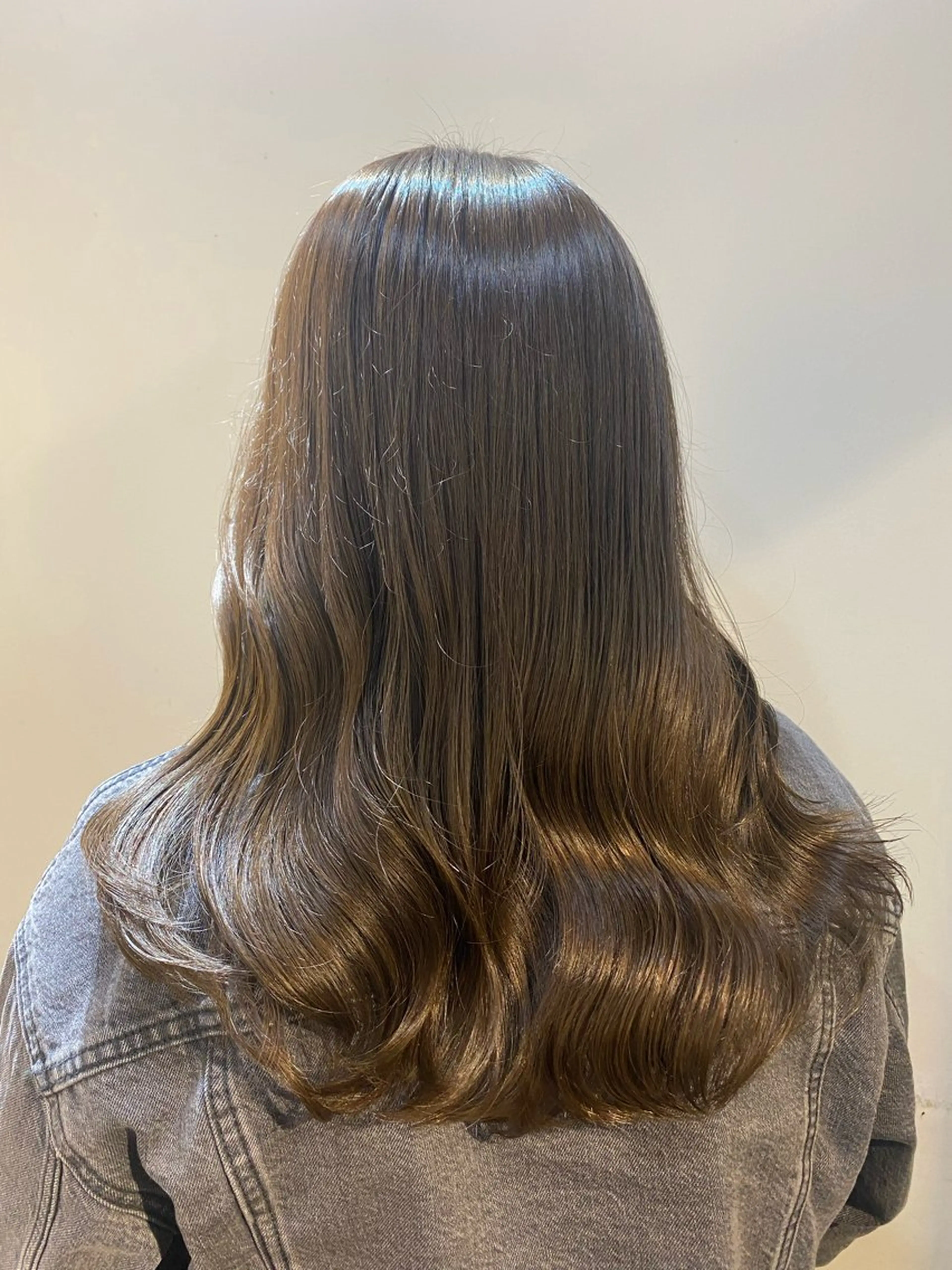 セミロング カラー 透明感カラー トリートメント stream1st所属・ツヤカラー 🕊️sayakaのヘアスタイル