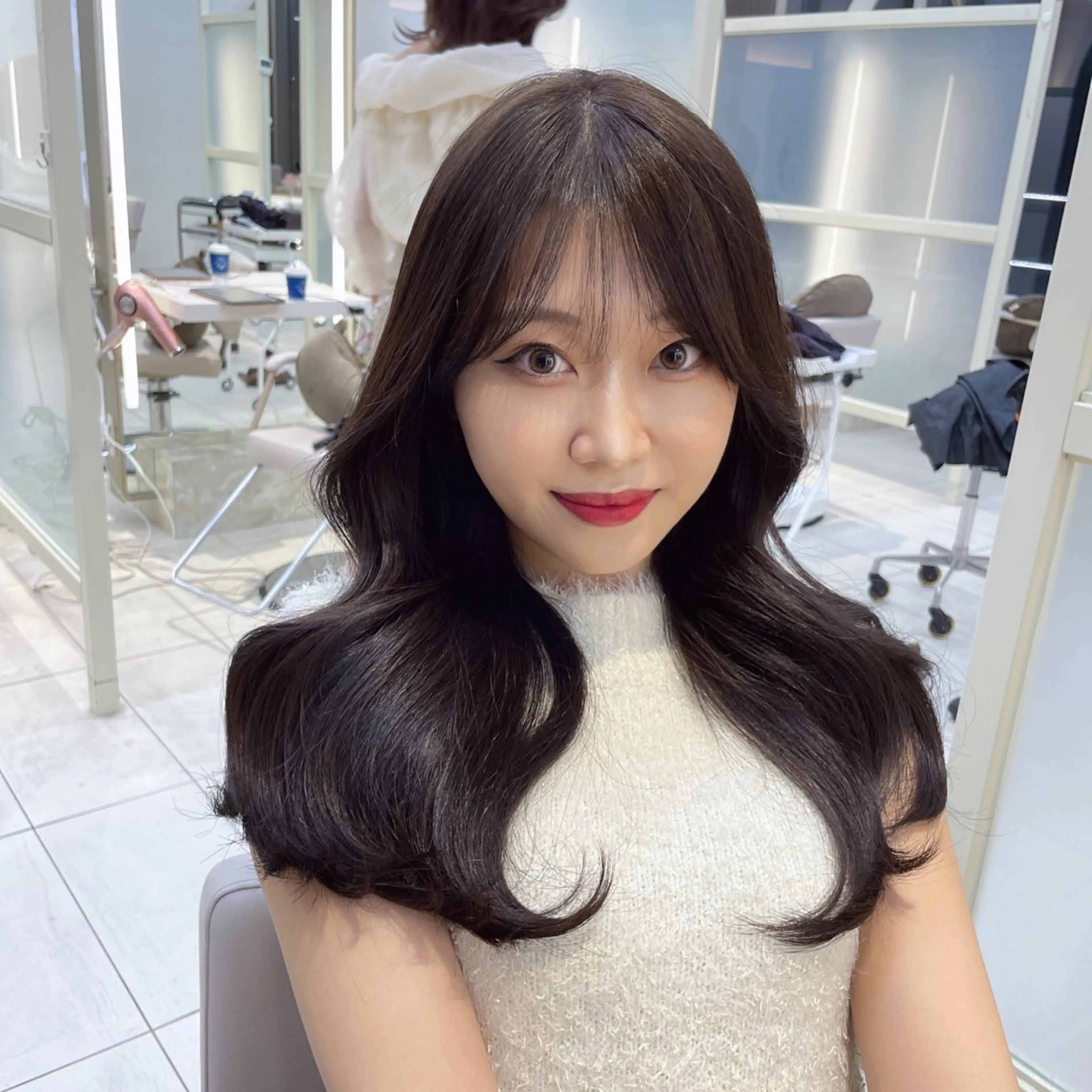 セミロング 顔周り/透明感カラー /韓国ヘア/TAKUのヘアスタイル